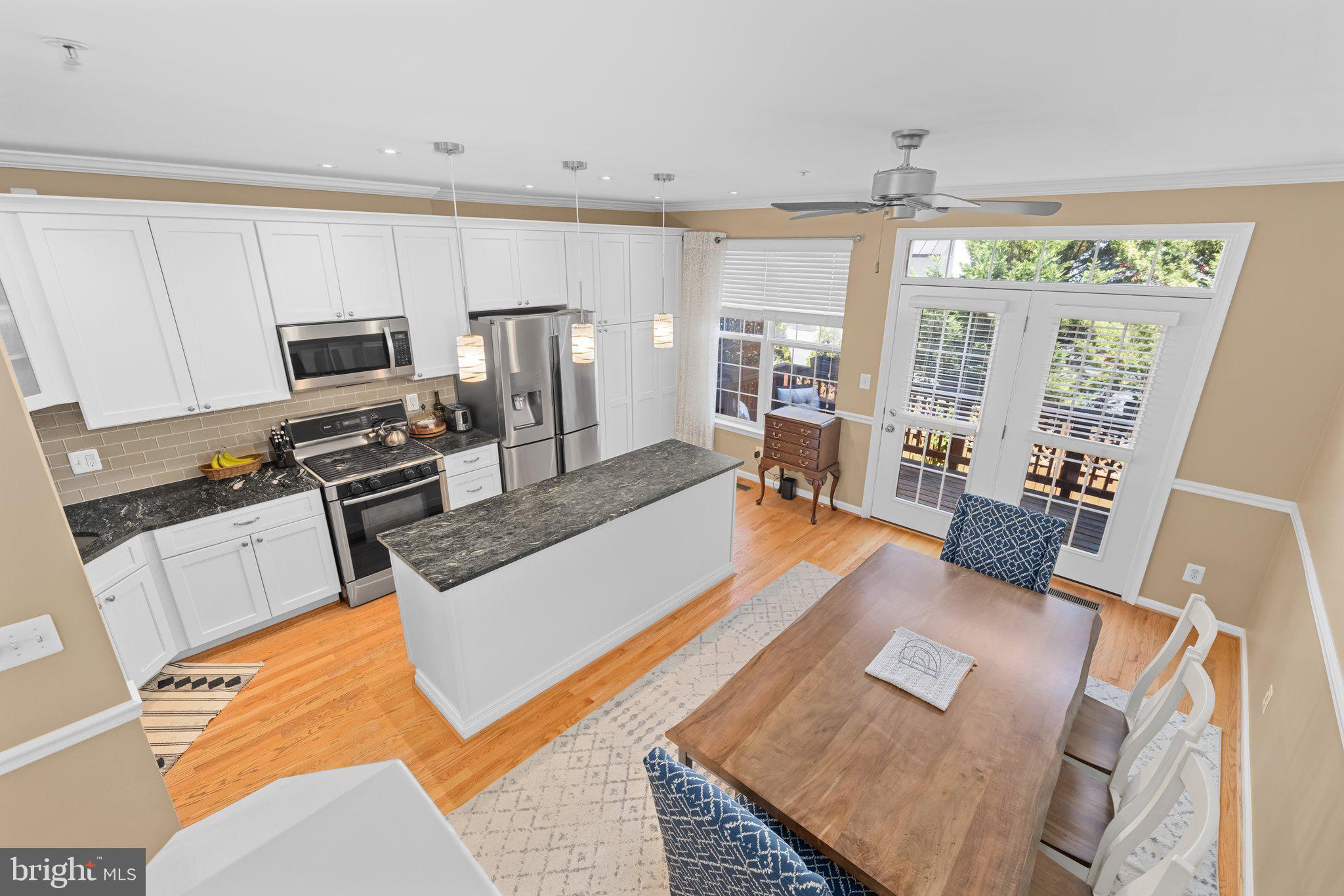 Real estate listing preview #5