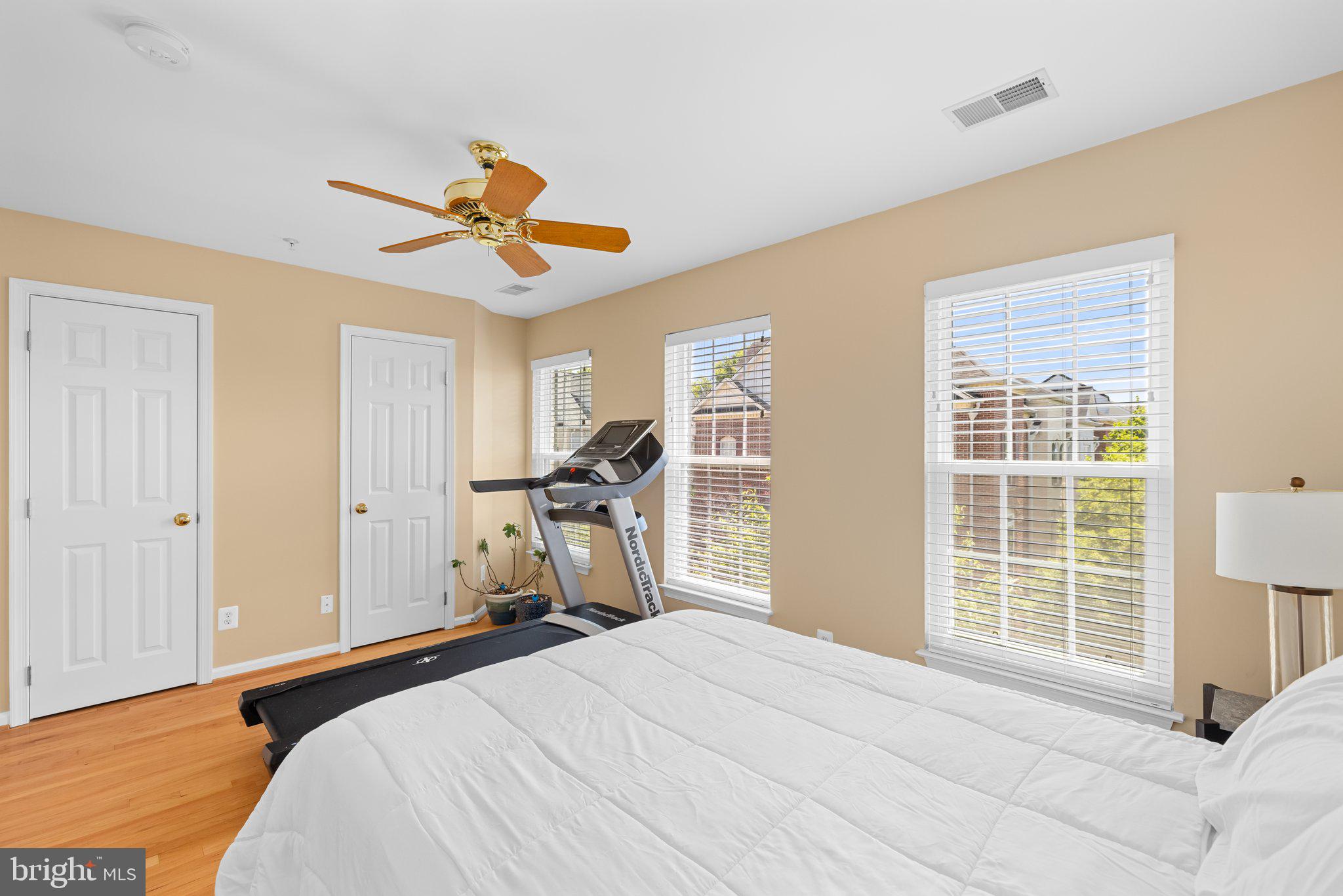 Real estate listing preview #28