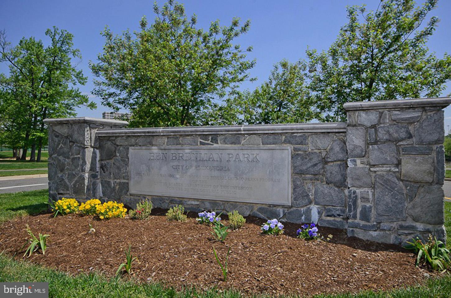 Real estate listing preview #56