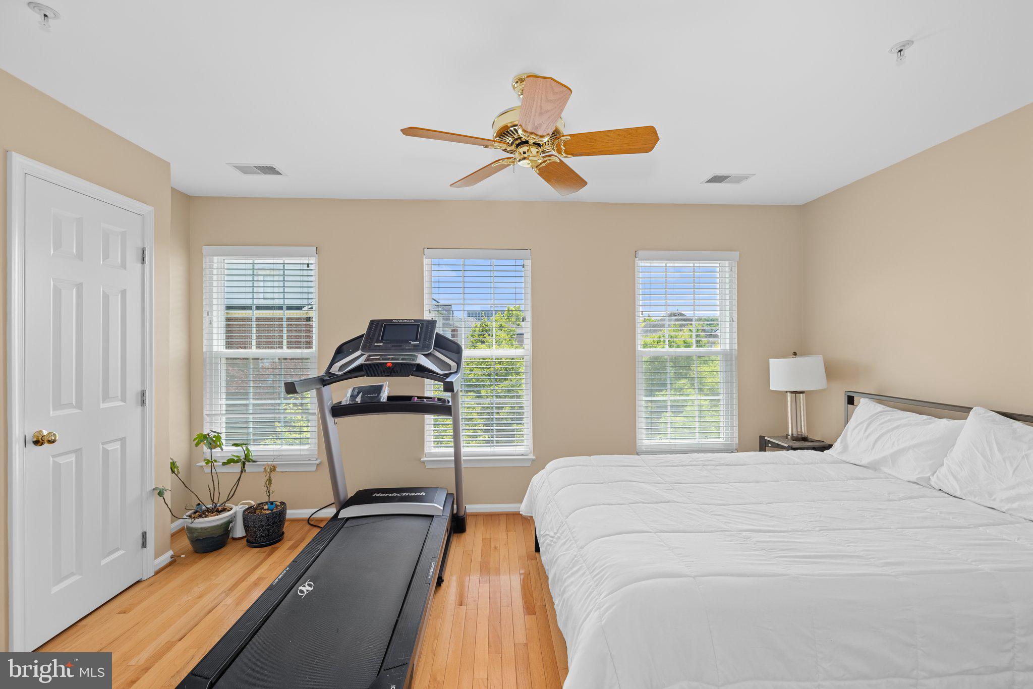 Real estate listing preview #27