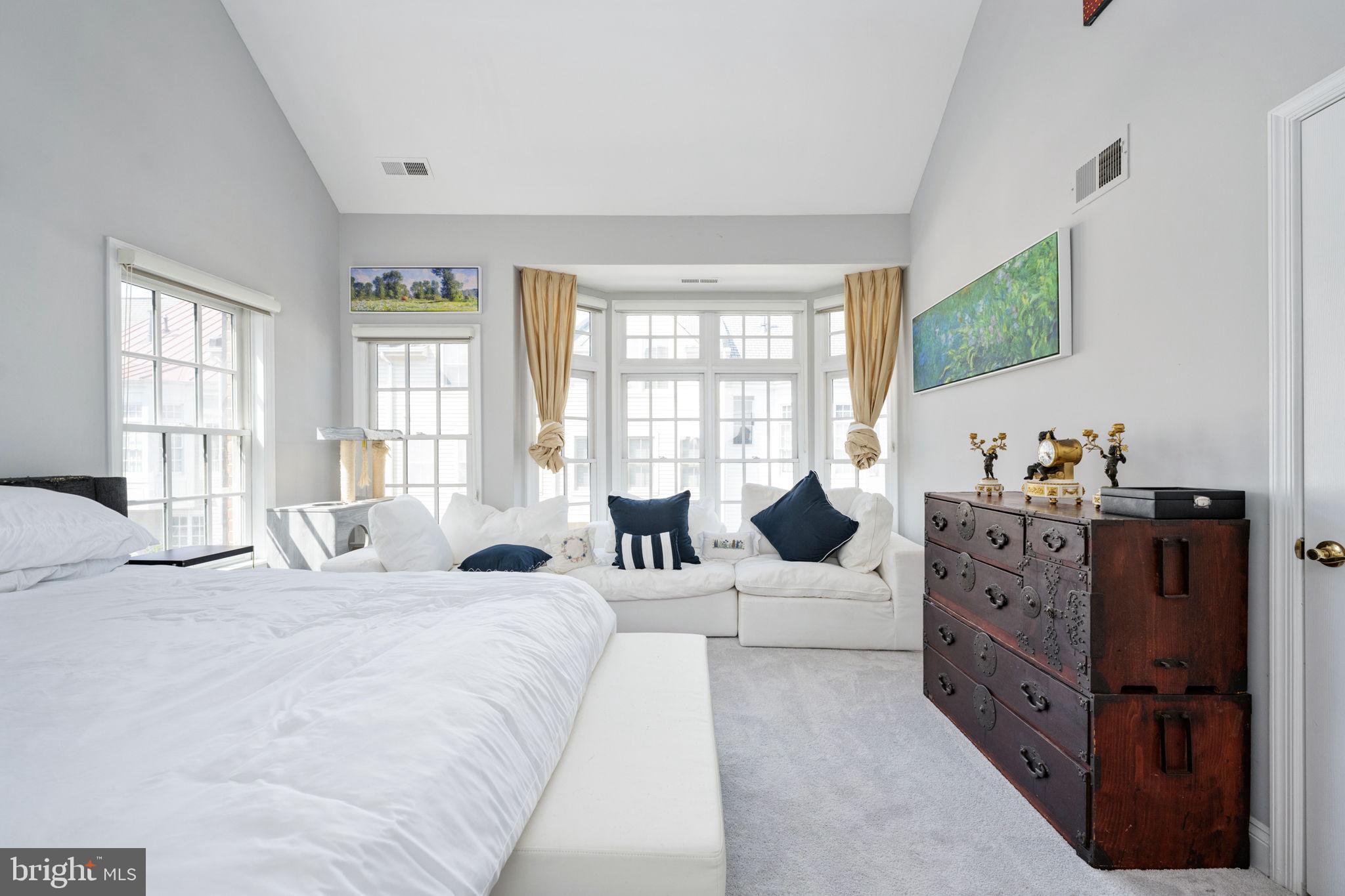 Real estate listing preview #18