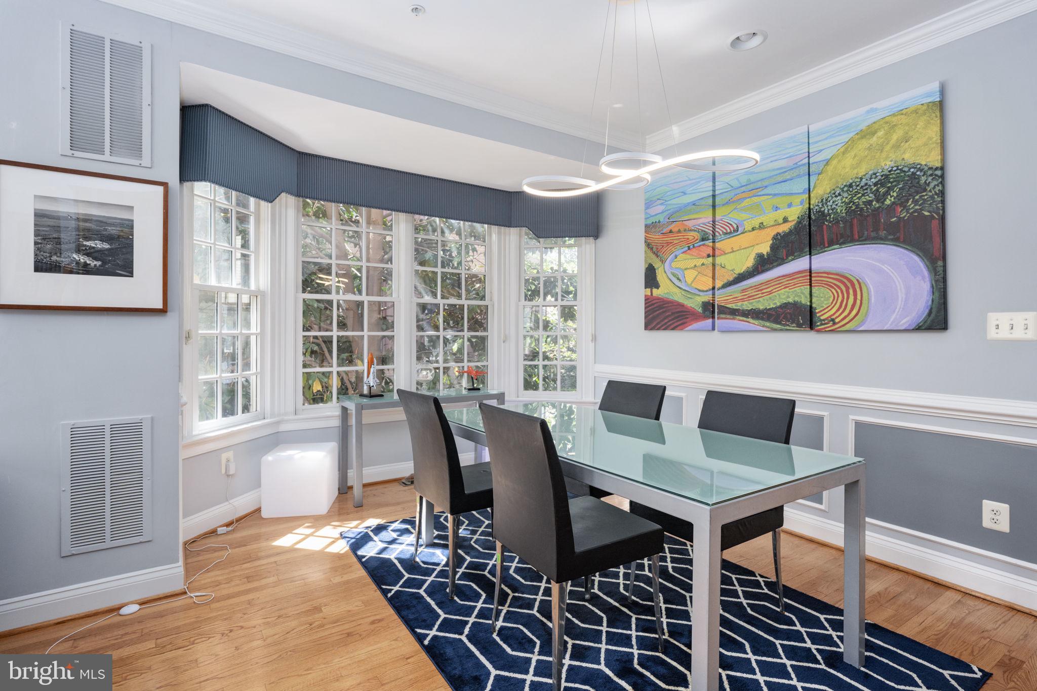 Real estate listing preview #10