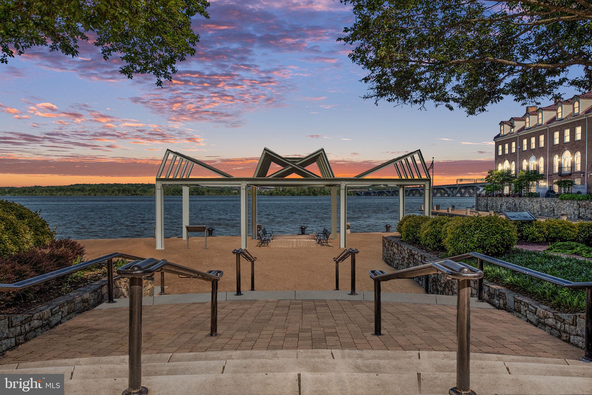 Real estate listing preview #37