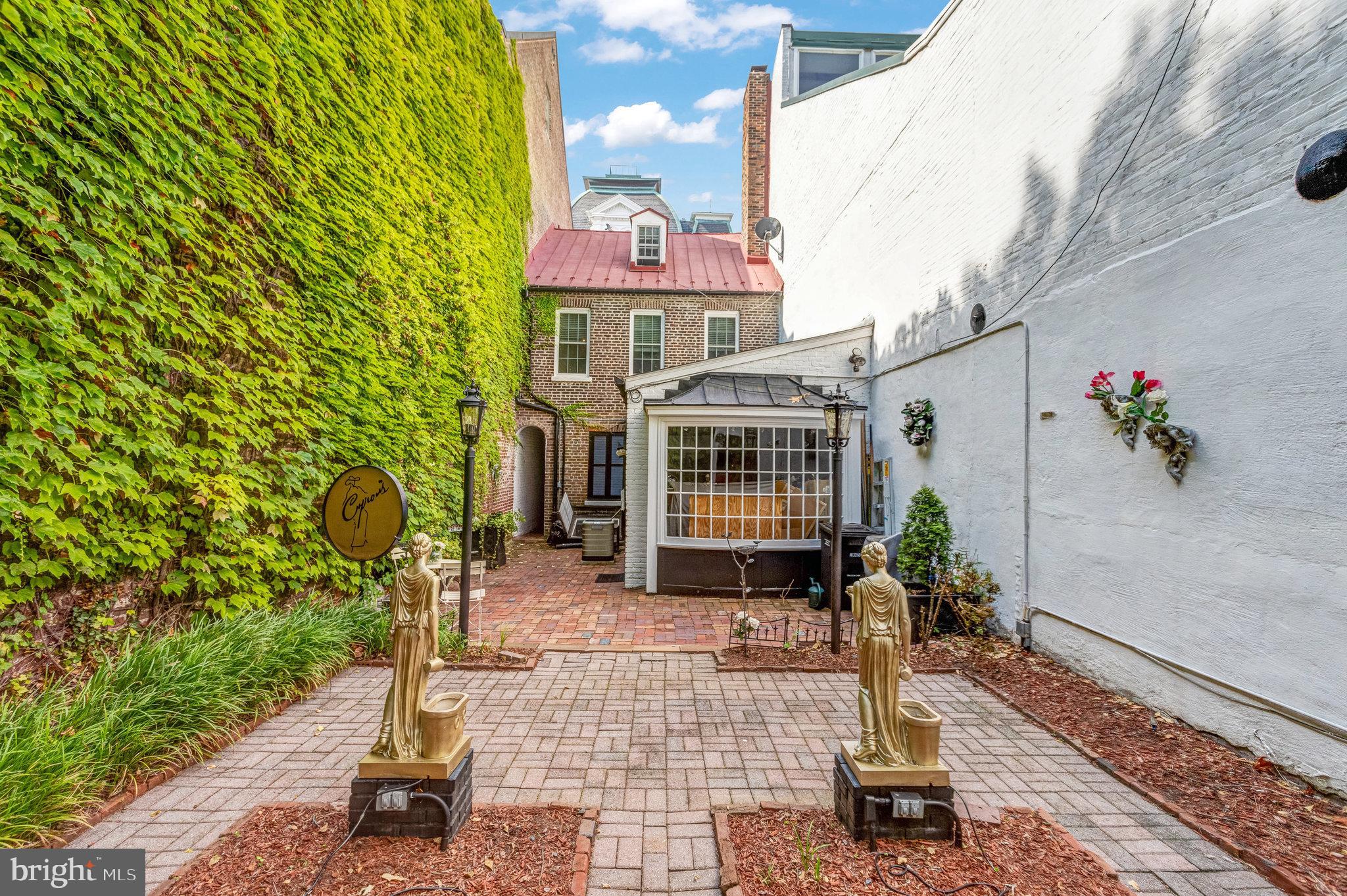 Real estate listing preview #13