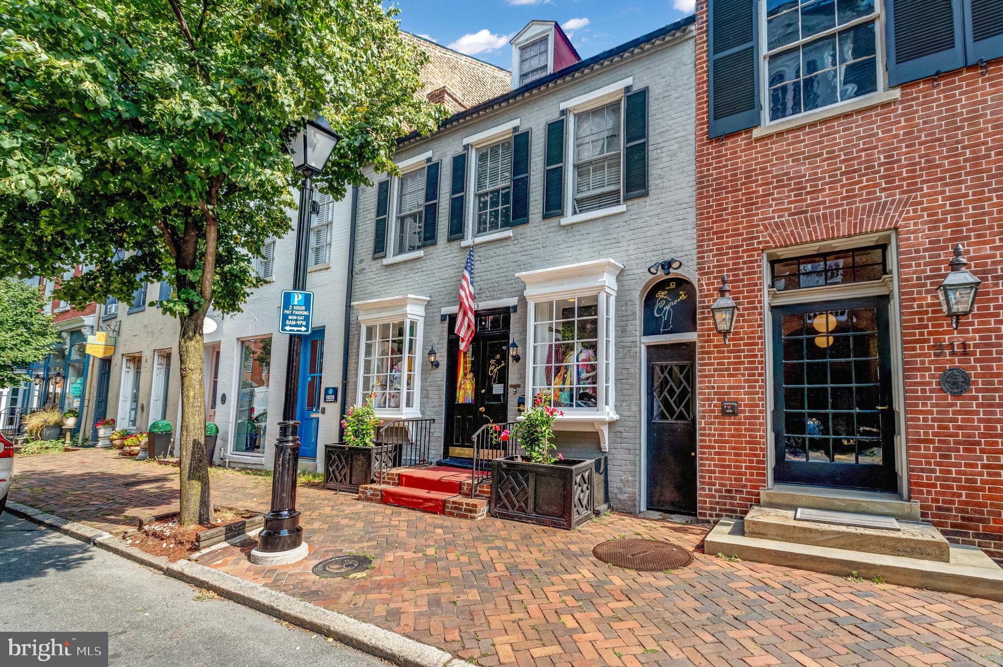 Real estate listing preview #1