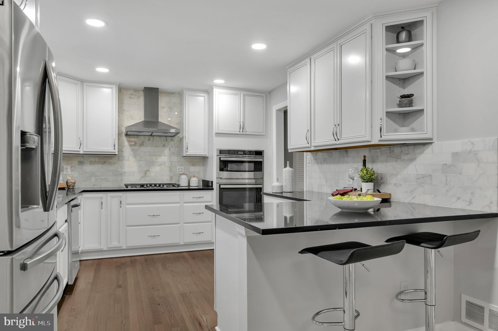 Real estate listing preview #1