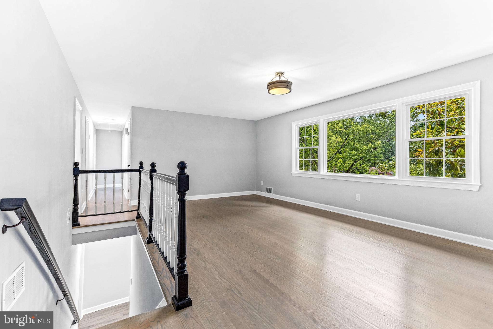 Real estate listing preview #25