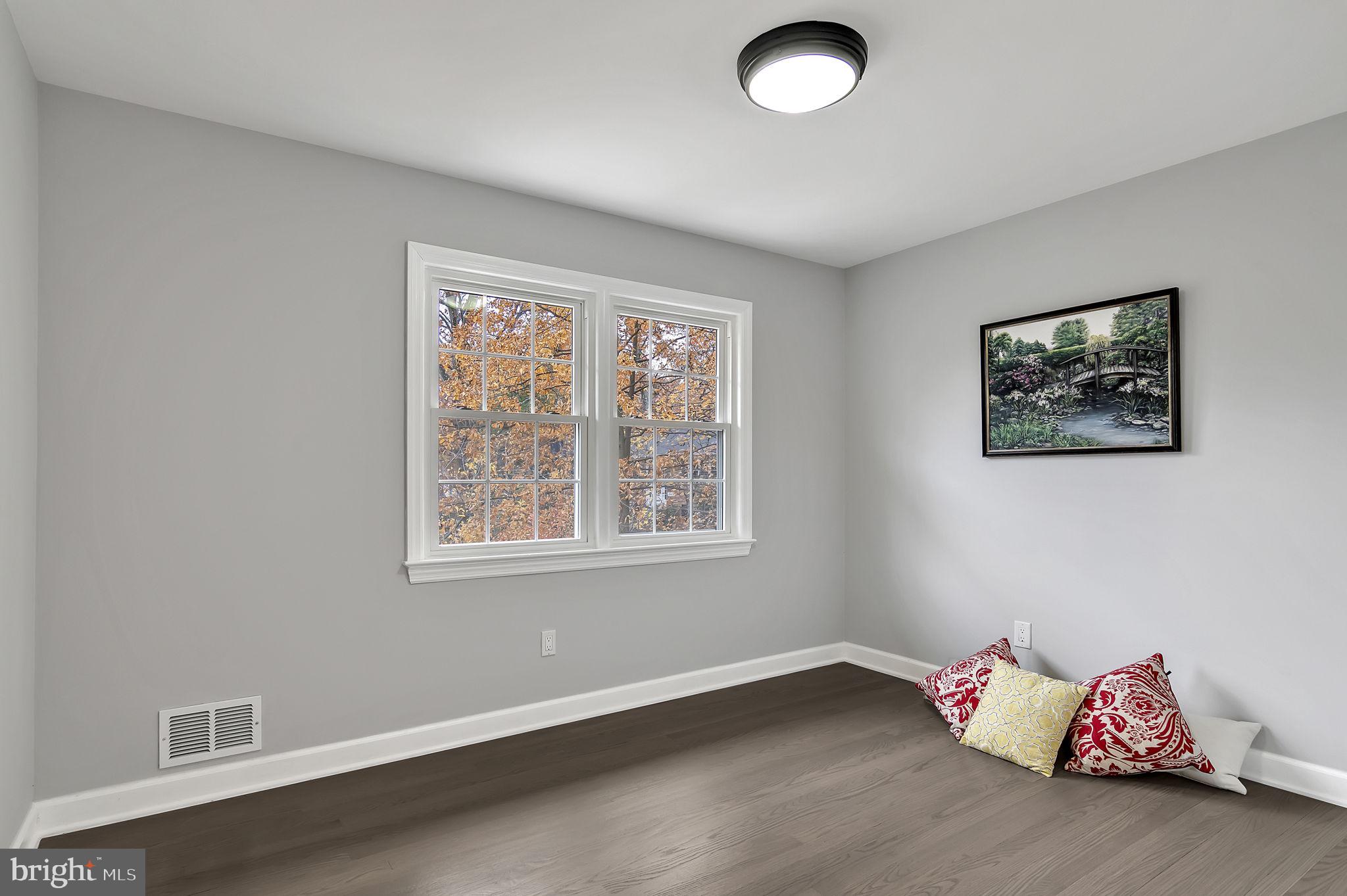 Real estate listing preview #56