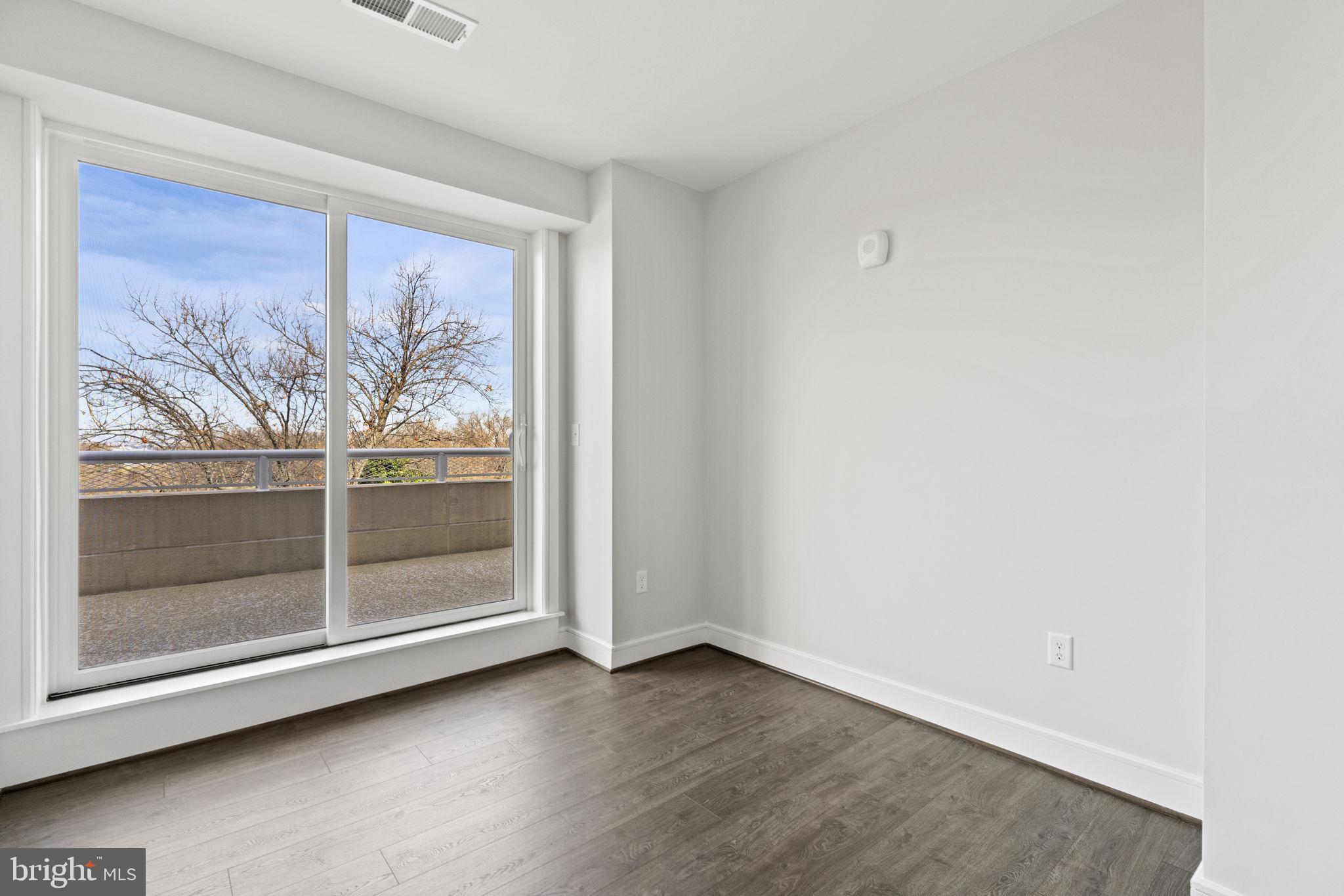 Real estate listing preview #22