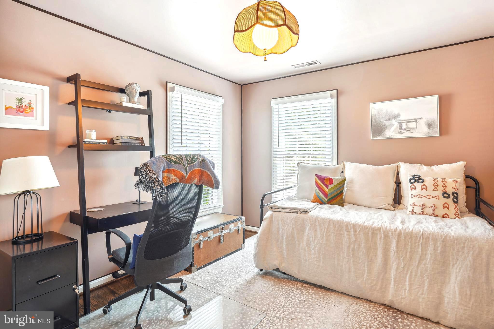 Real estate listing preview #19