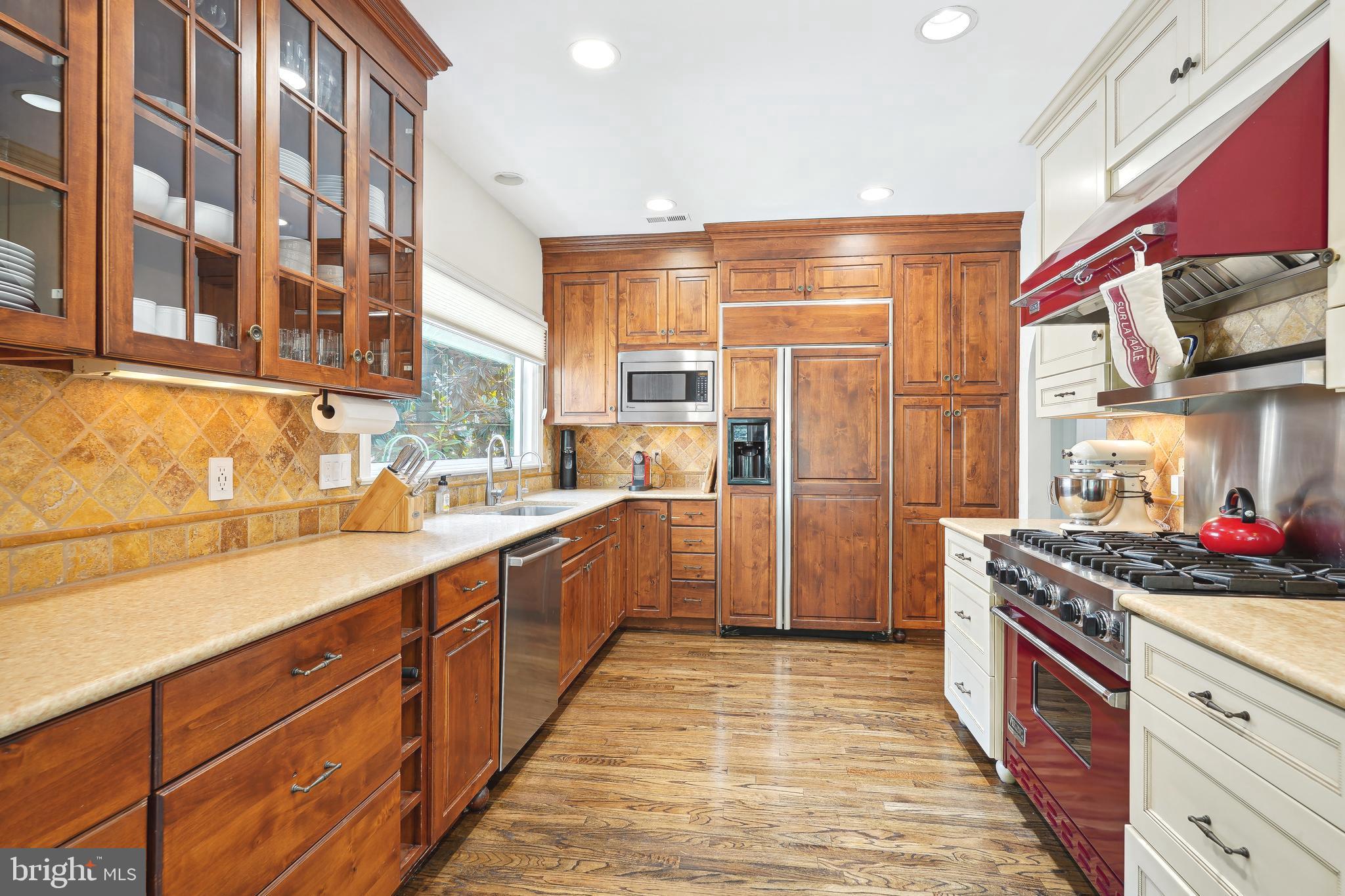 Real estate listing preview #7