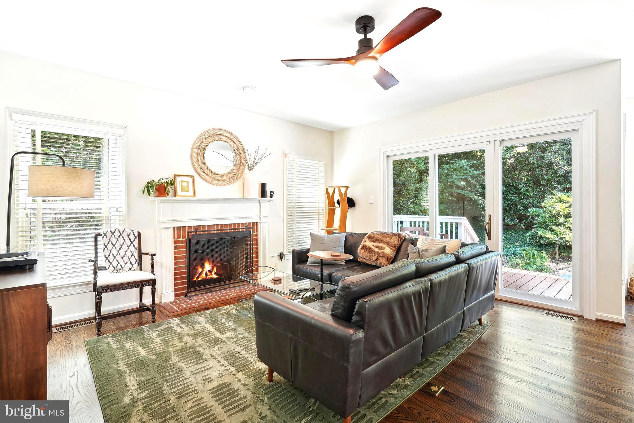 Real estate listing preview #5