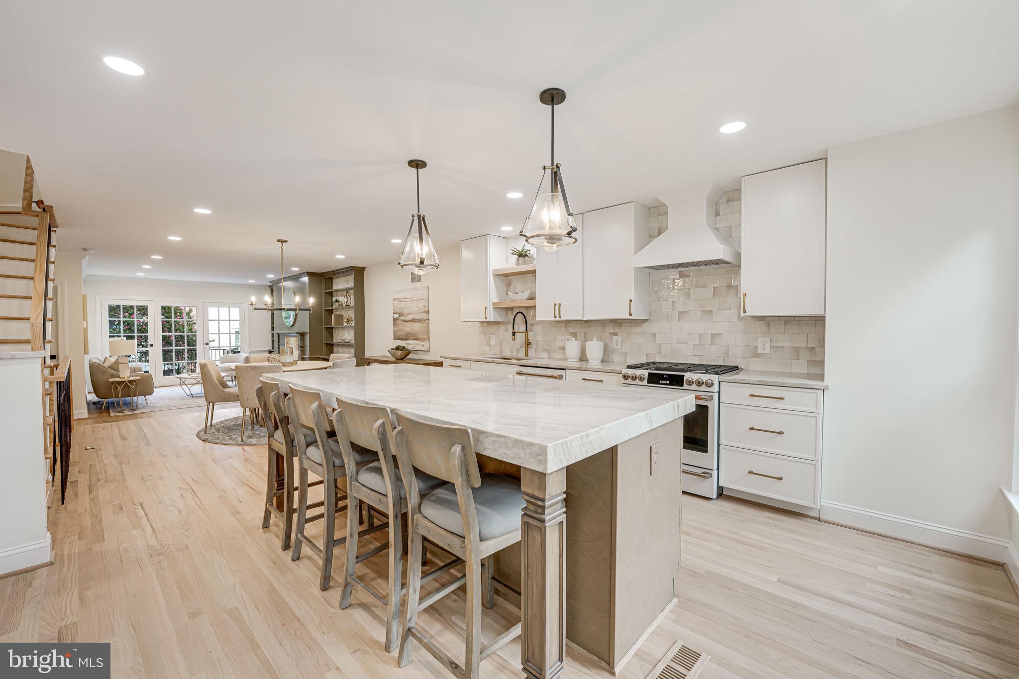 Real estate listing preview #18