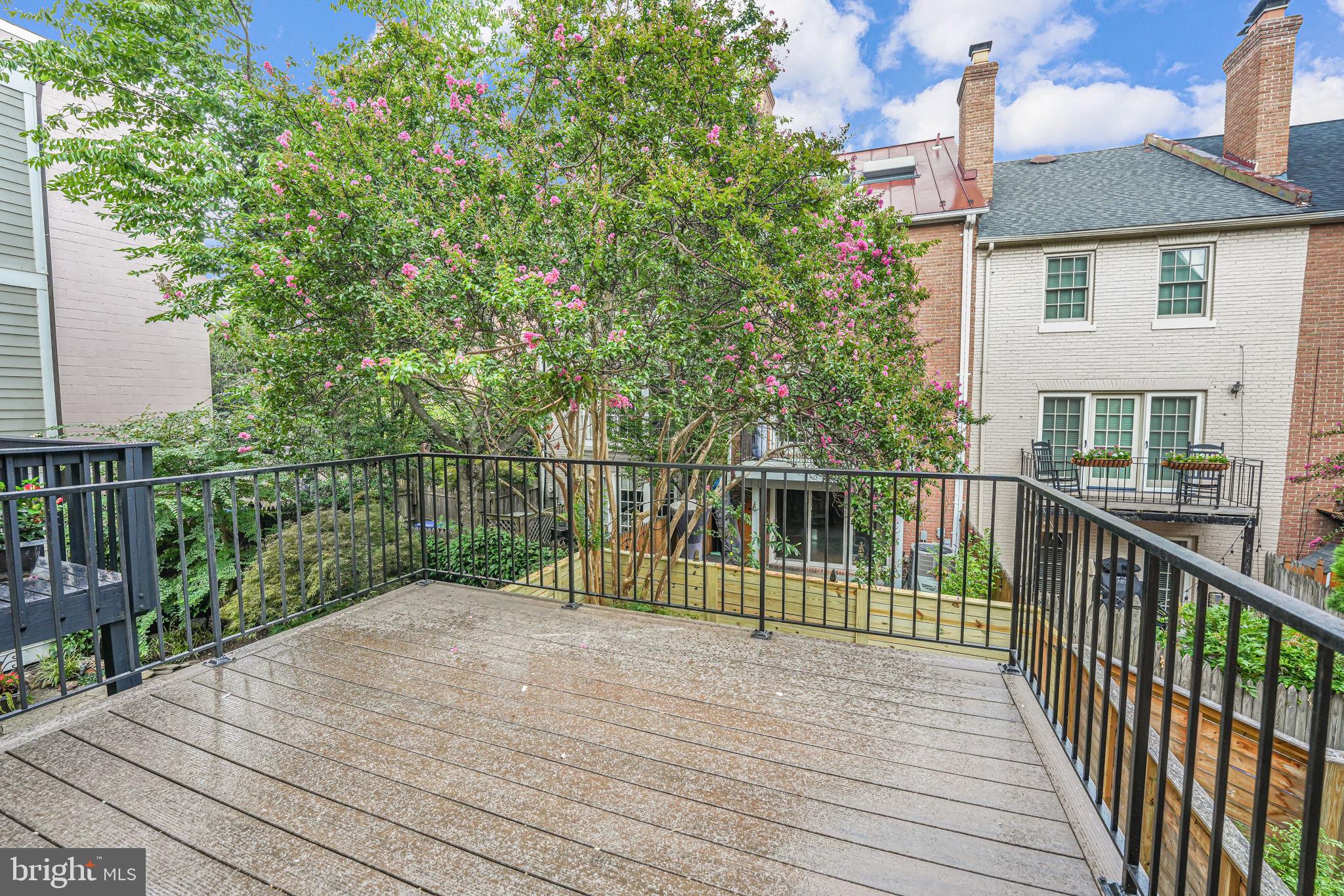 Real estate listing preview #44