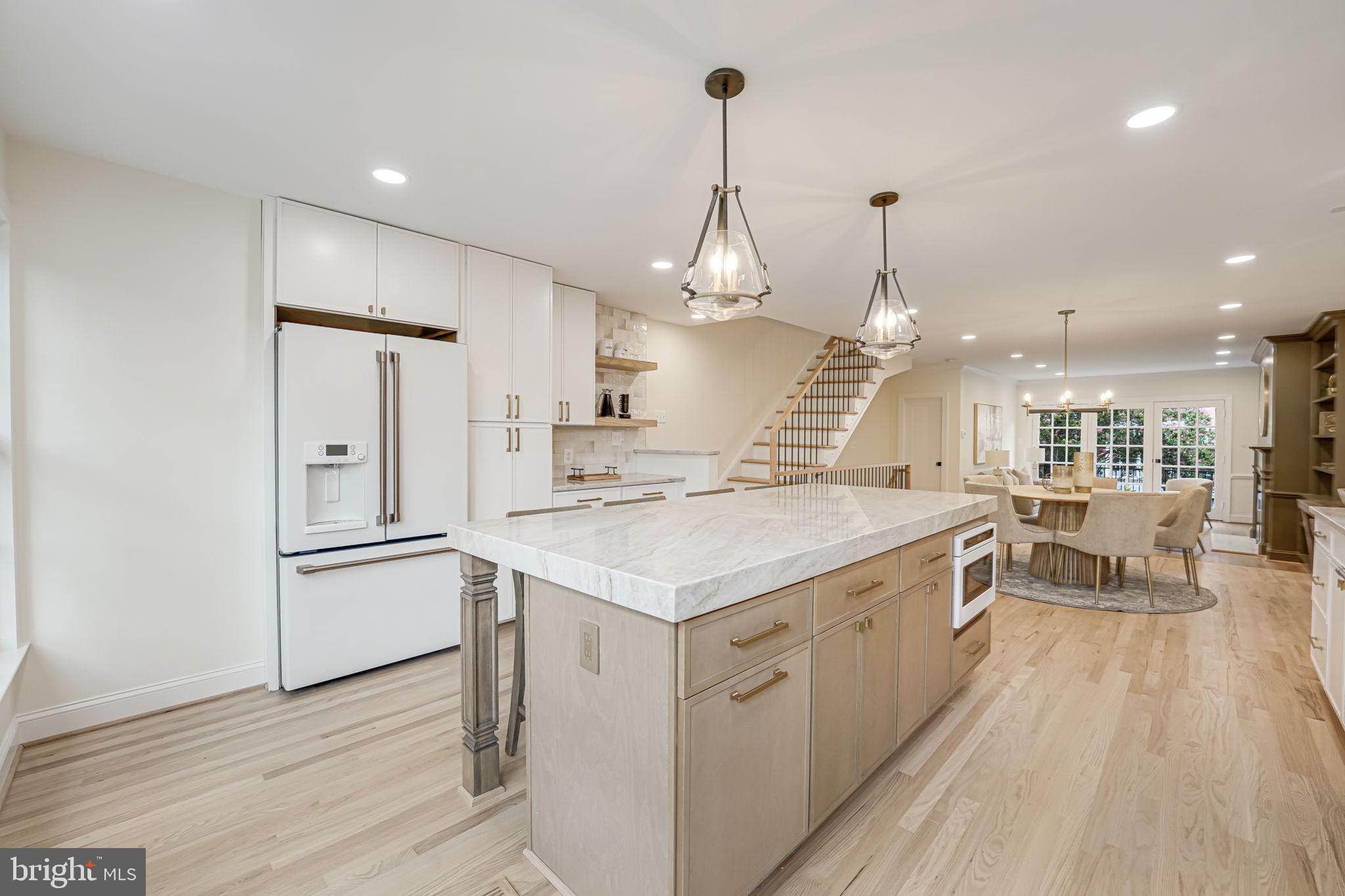 Real estate listing preview #17