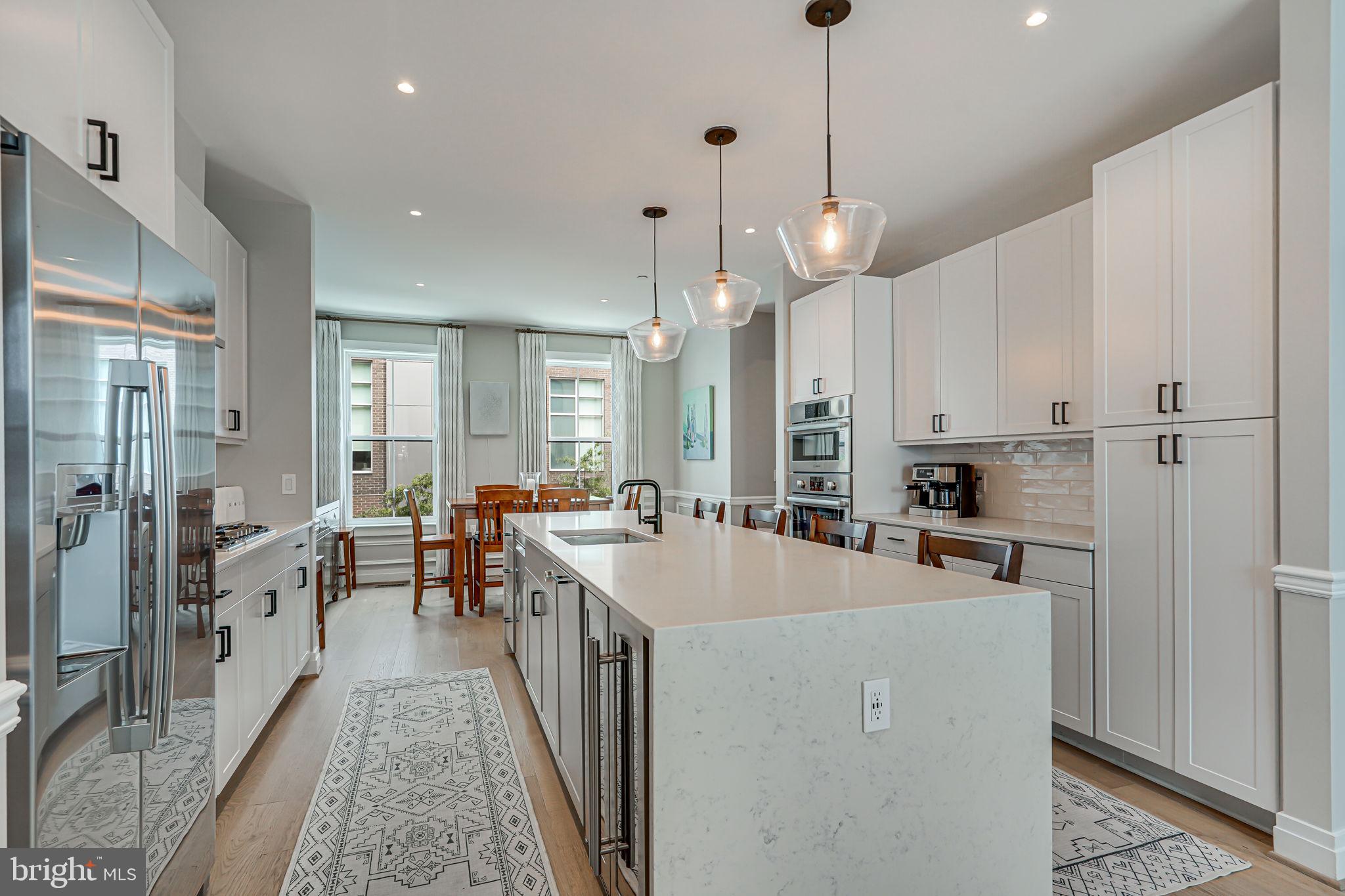 Real estate listing preview #6