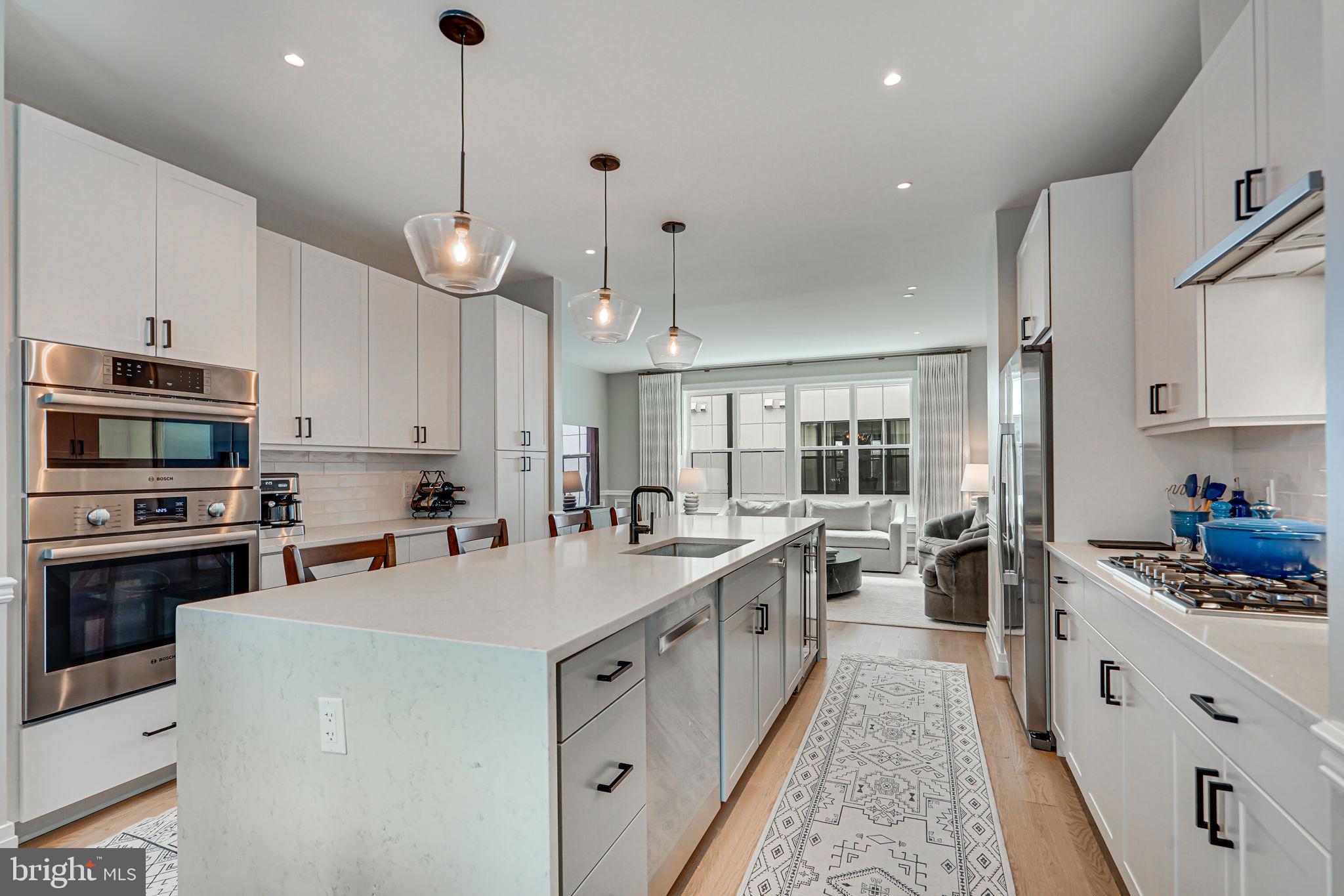 Real estate listing preview #7