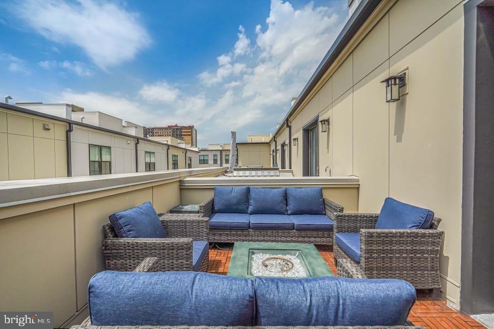 Real estate listing preview #32