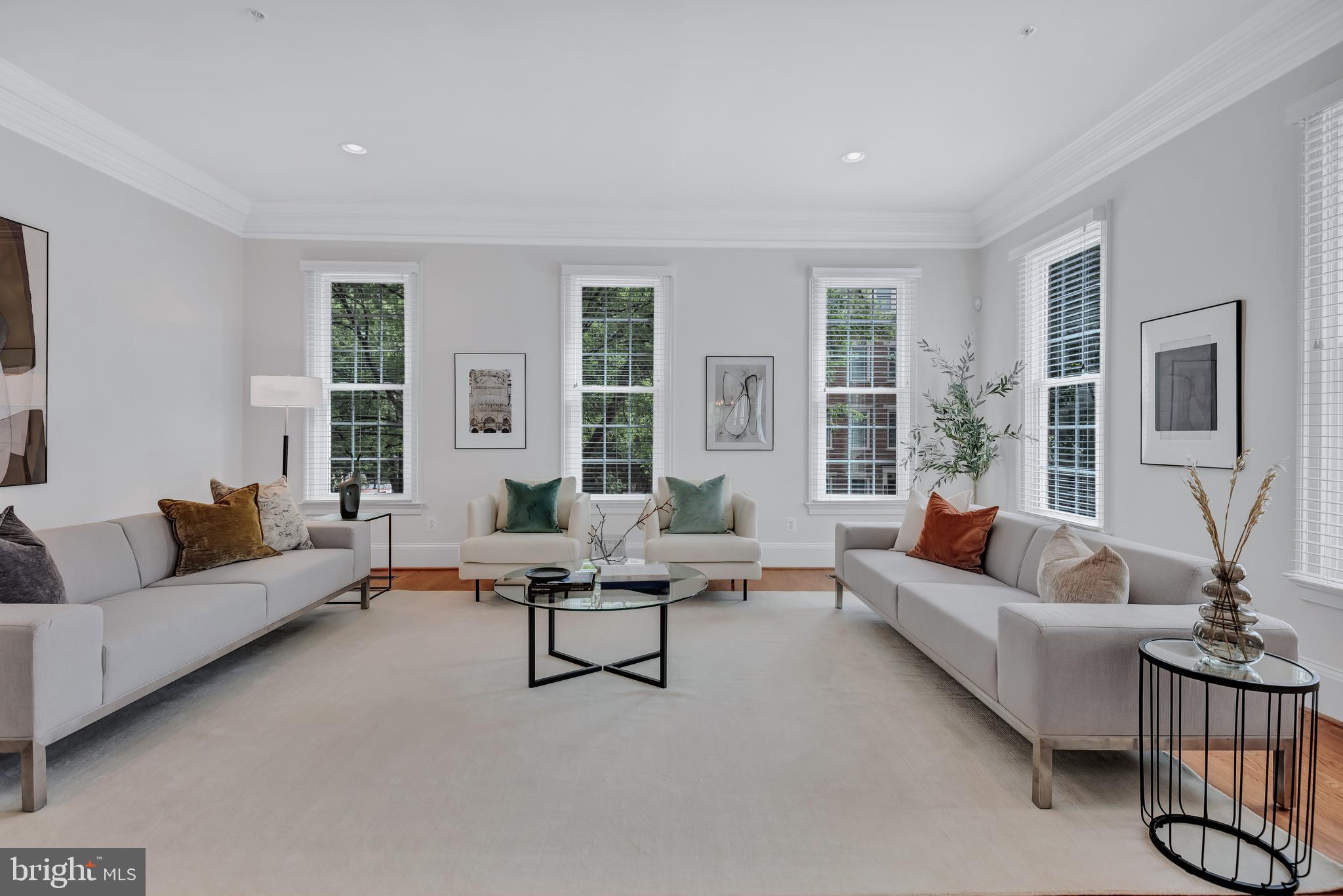 Real estate listing preview #12