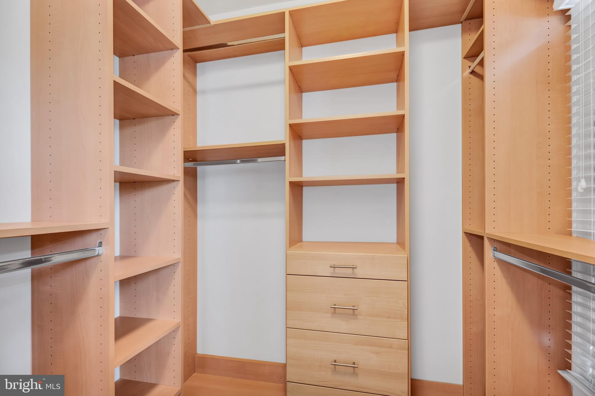 Real estate listing preview #27