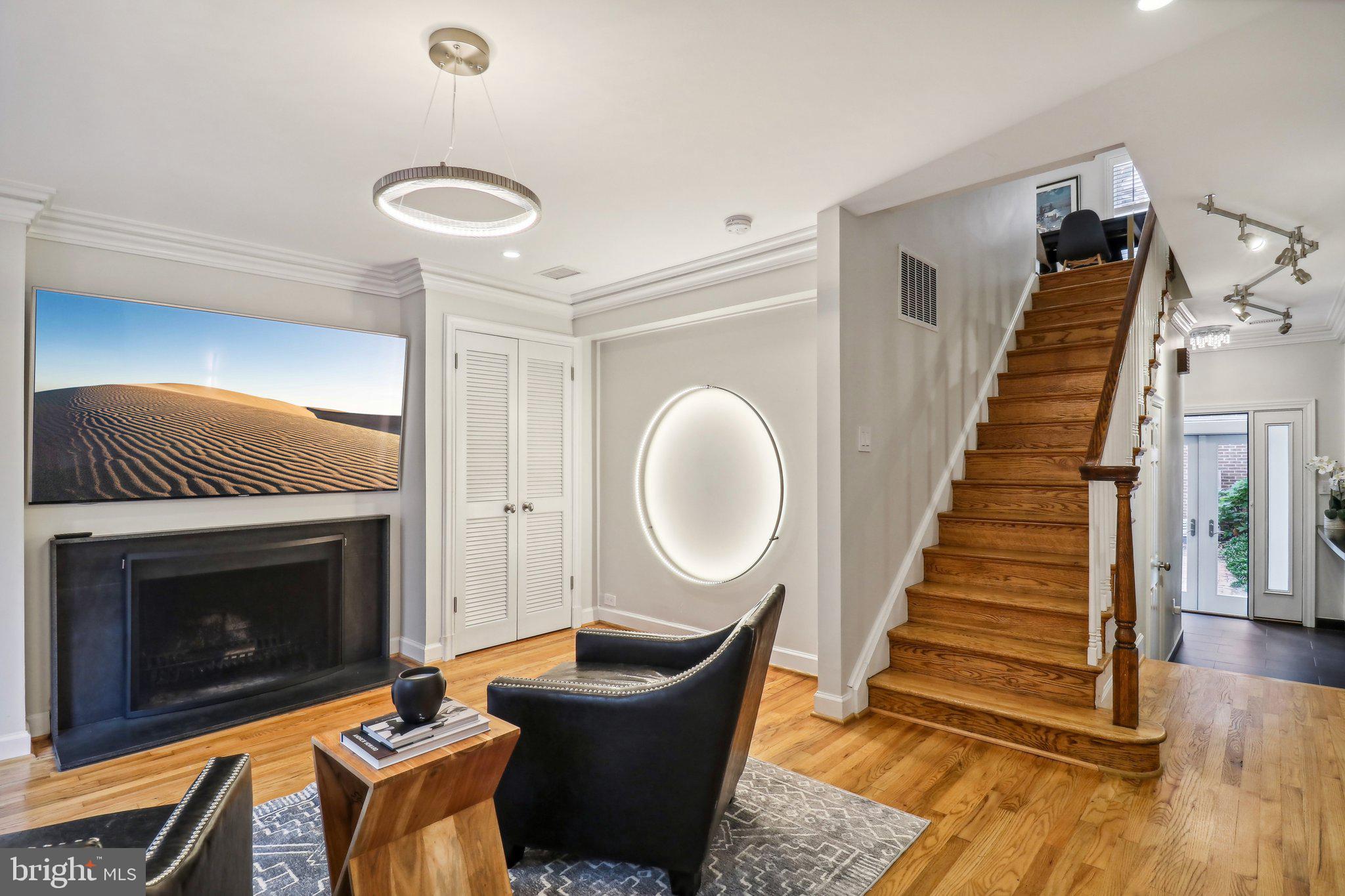 Real estate listing preview #10