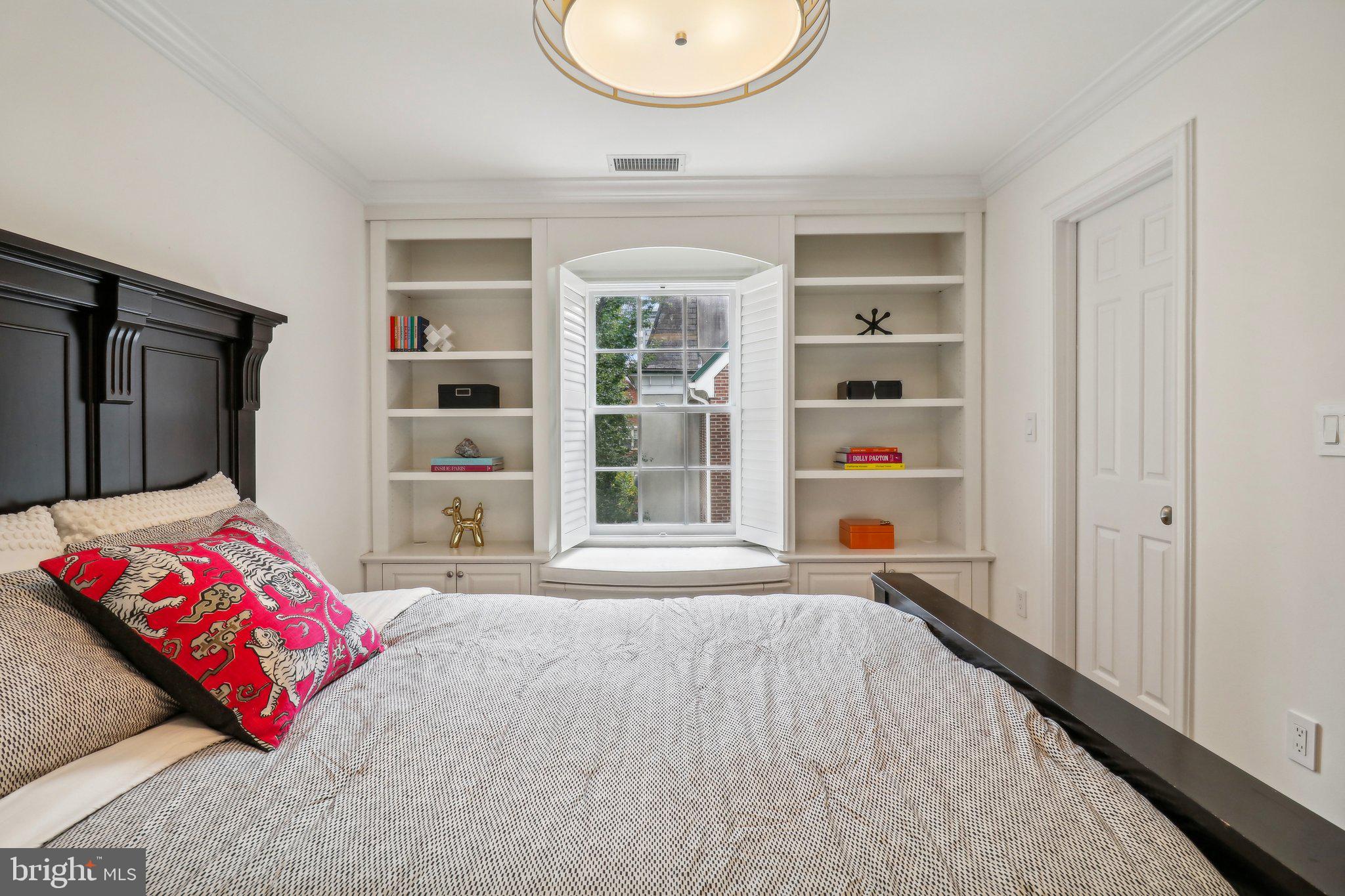 Real estate listing preview #31