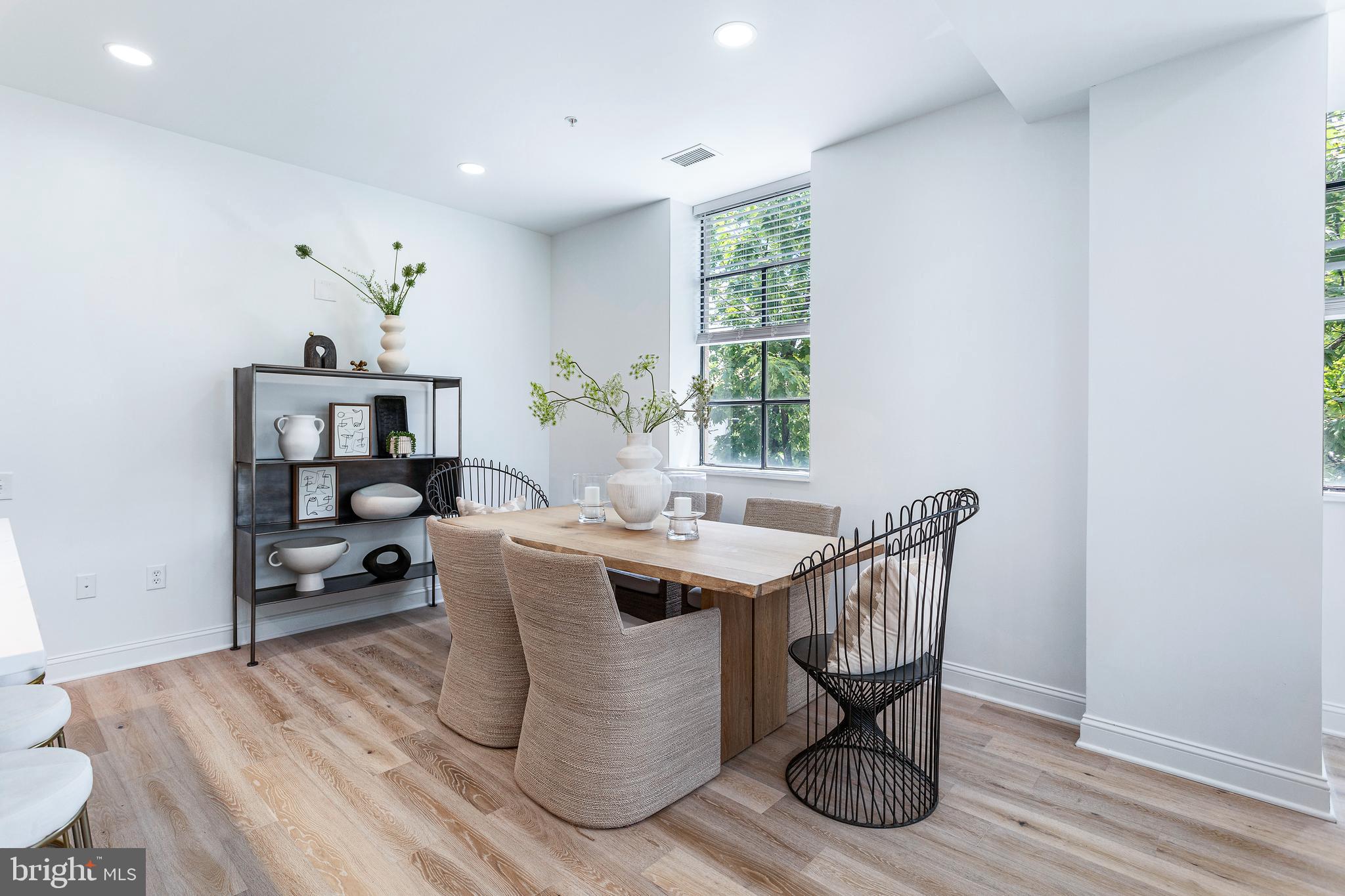 Real estate listing preview #5