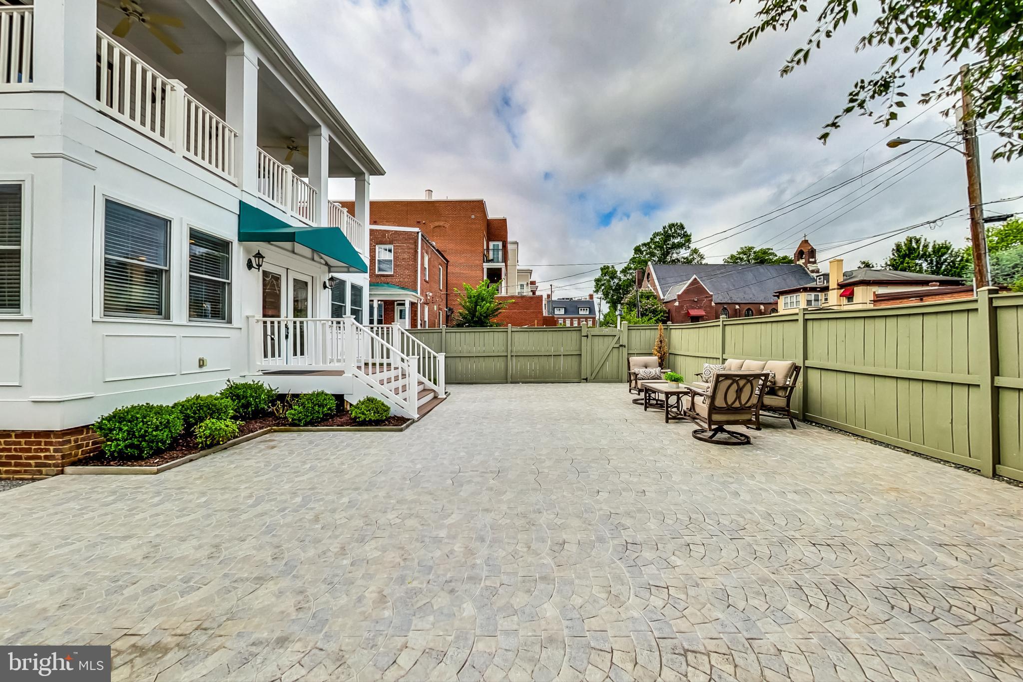 Real estate listing preview #36