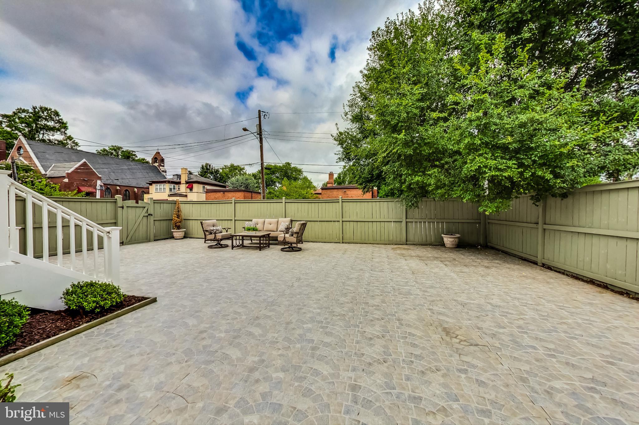 Real estate listing preview #38