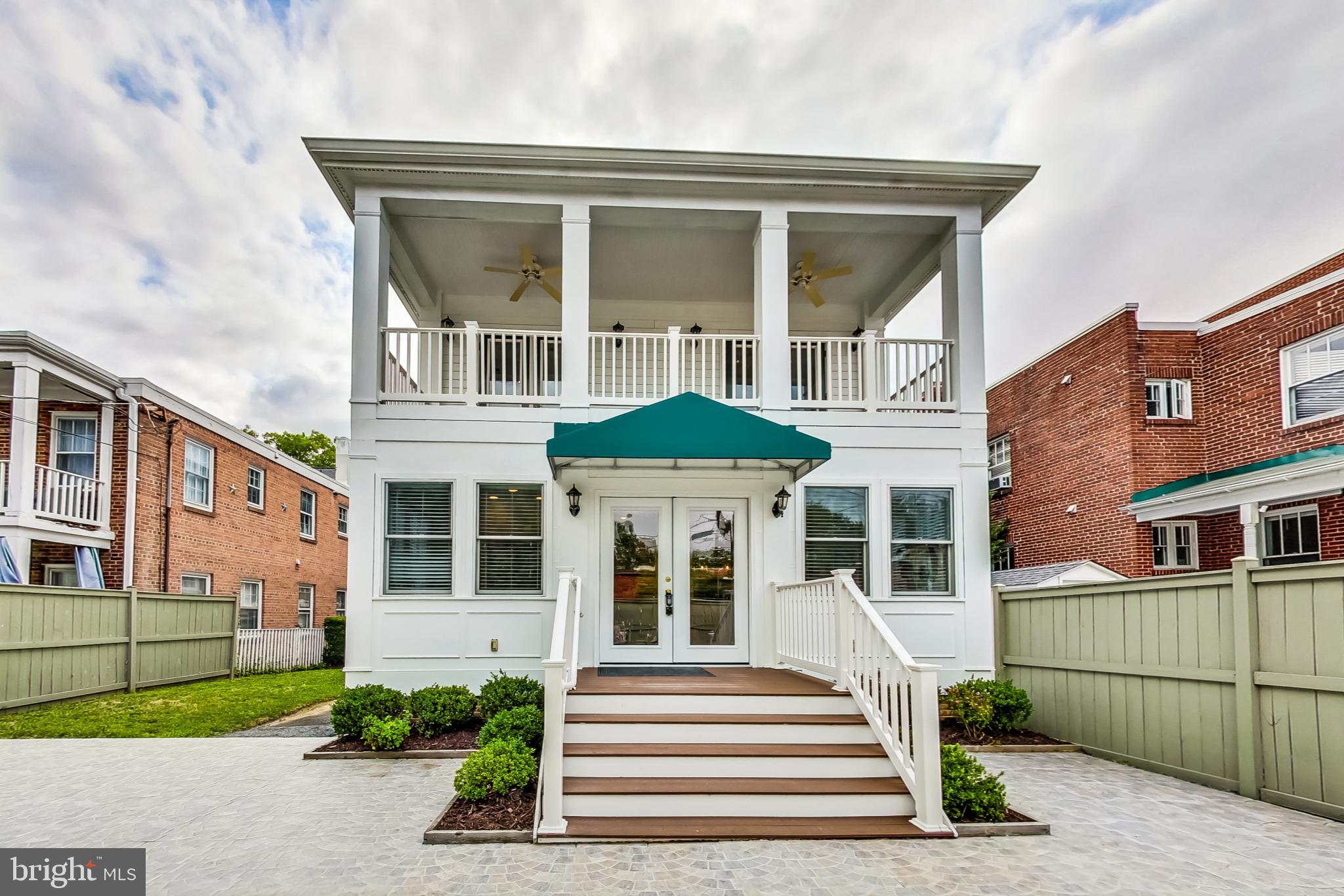 Real estate listing preview #34