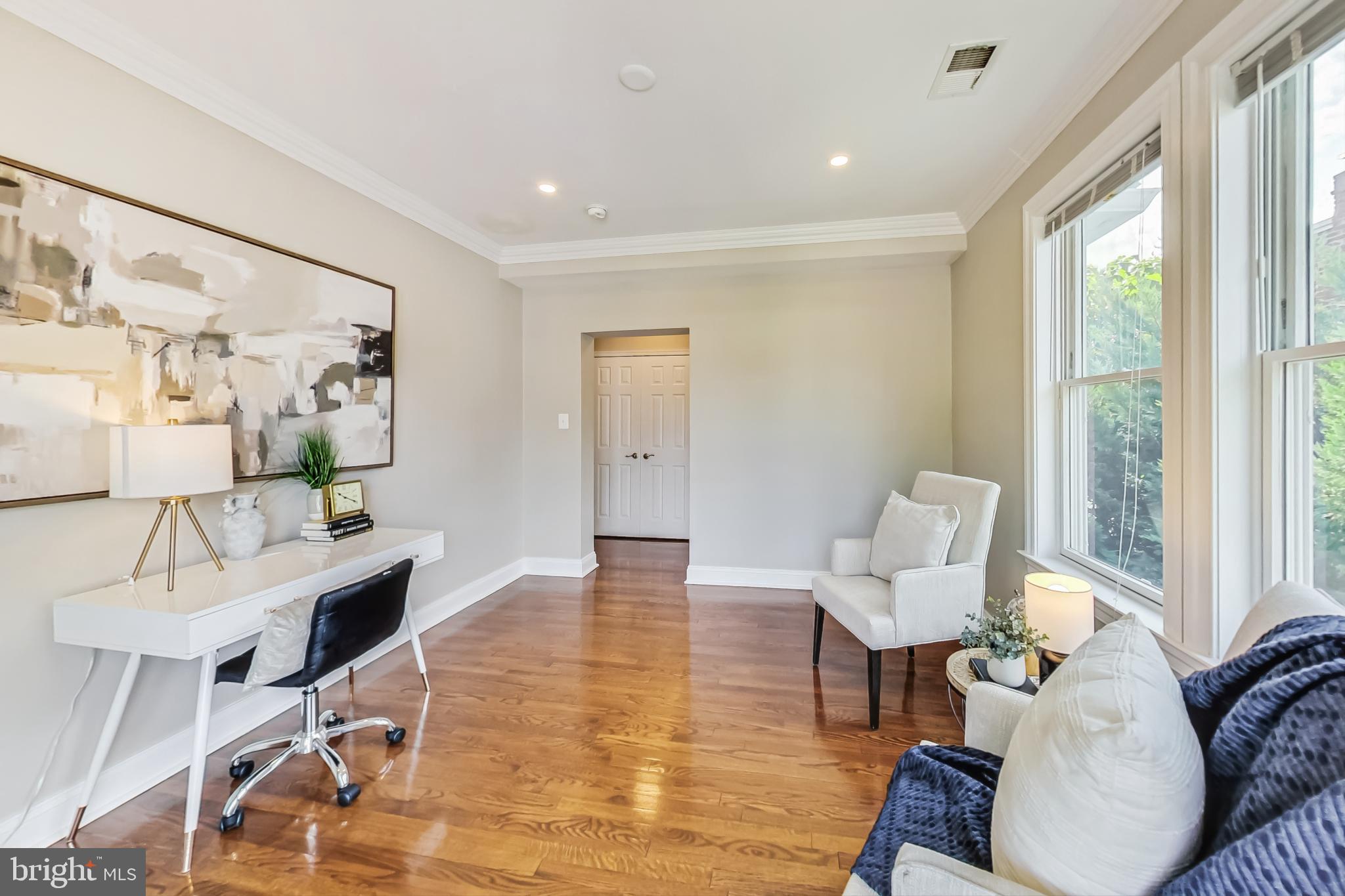 Real estate listing preview #23