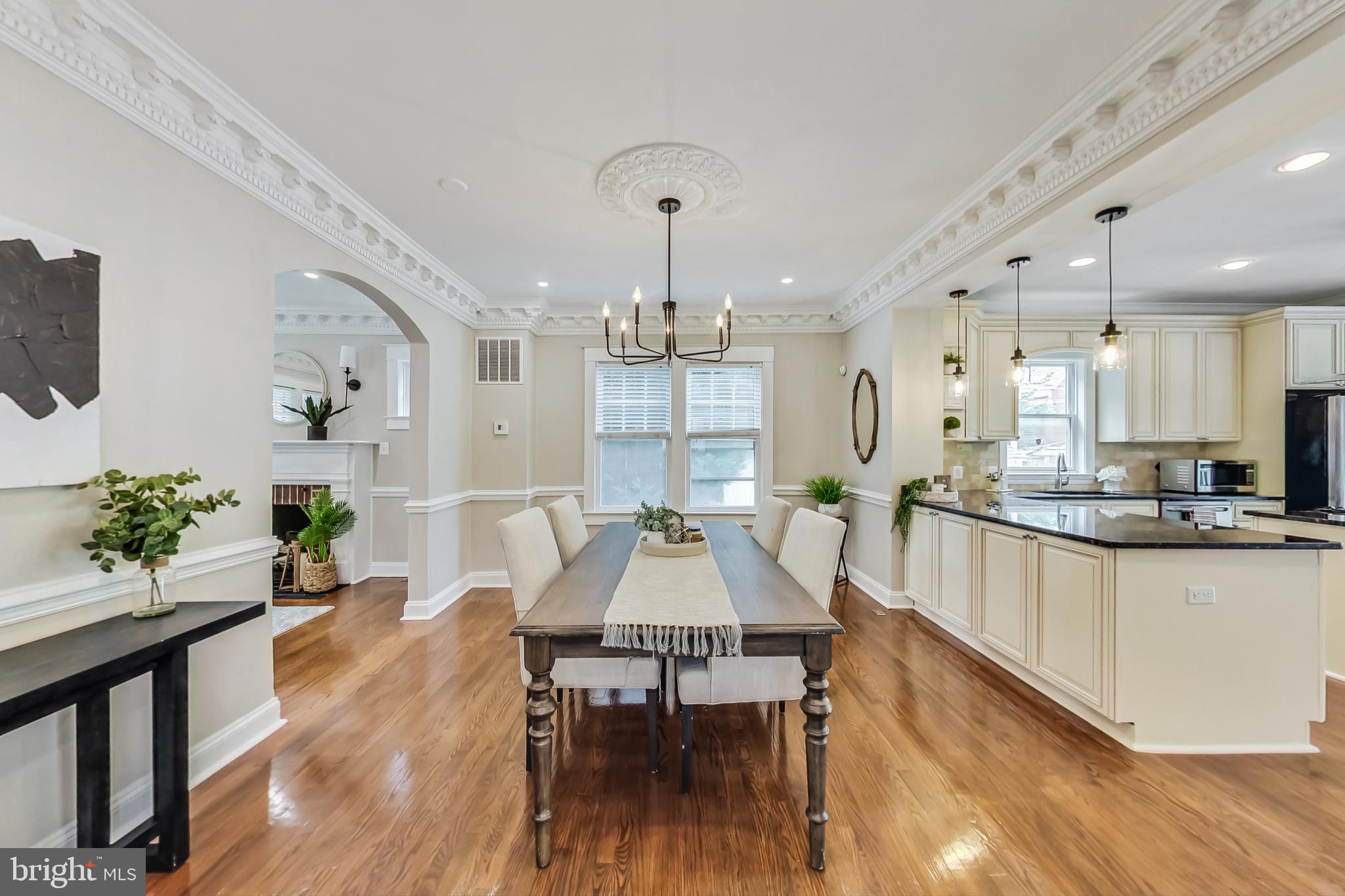 Real estate listing preview #9