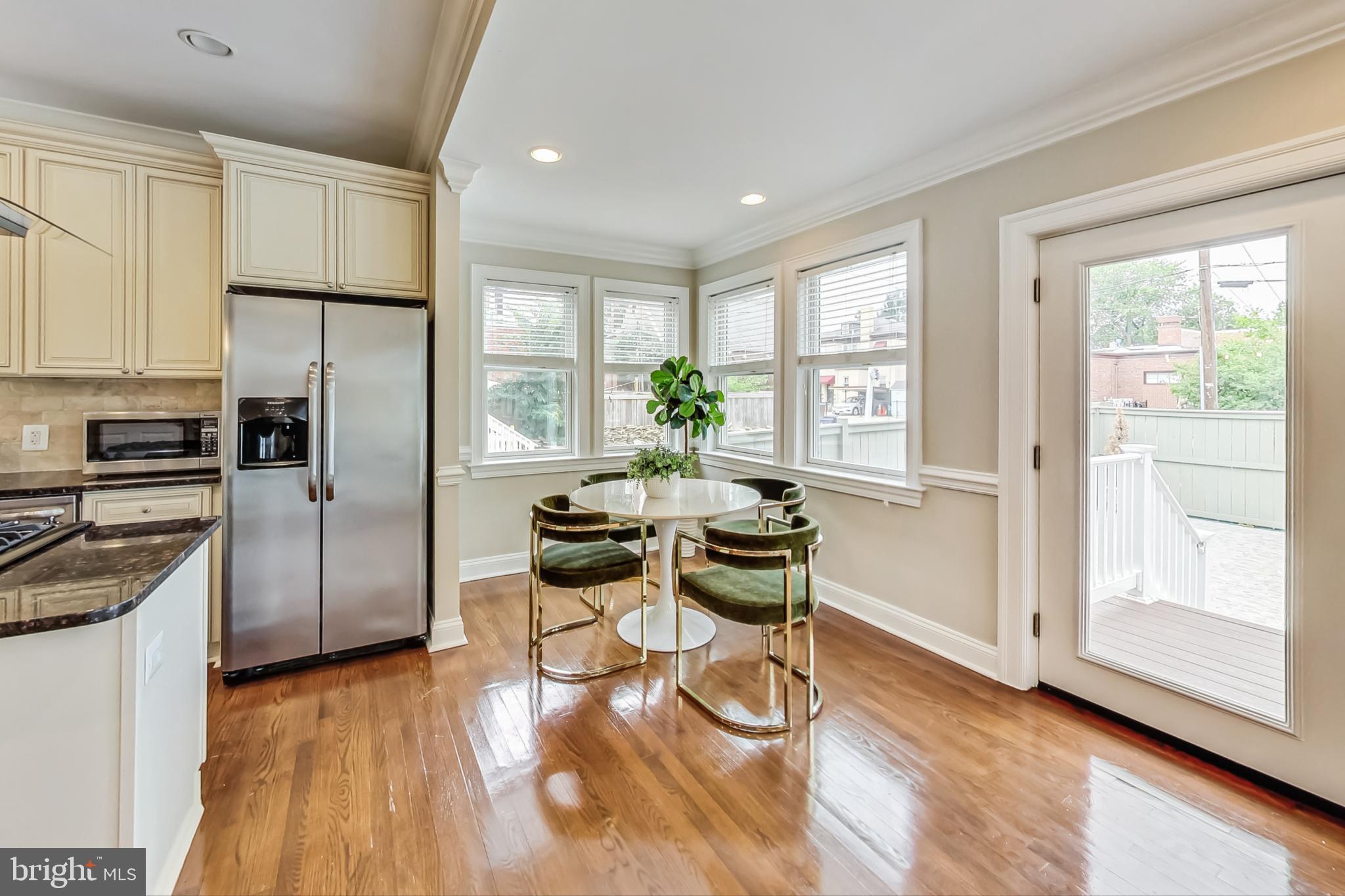 Real estate listing preview #5