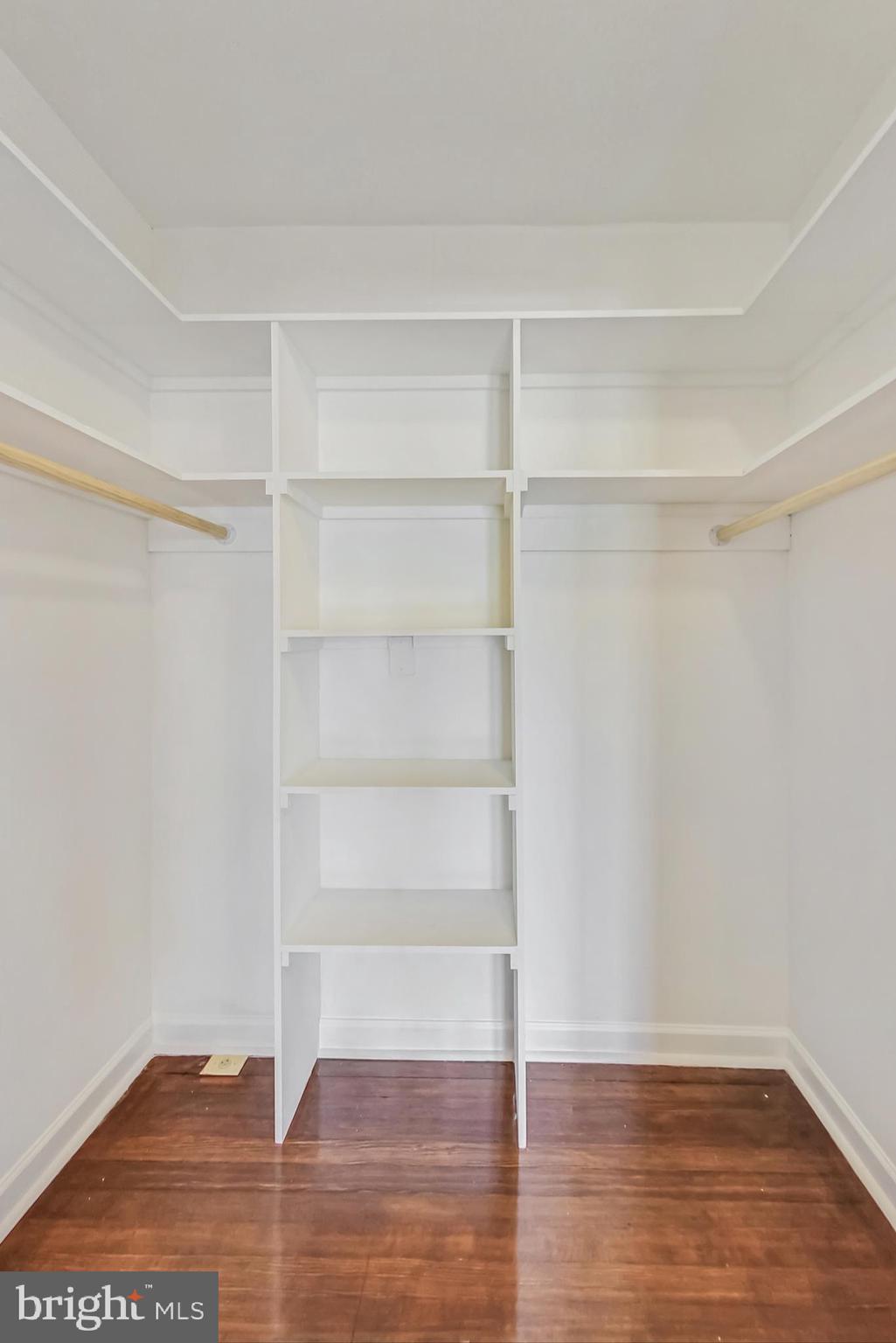 Real estate listing preview #21