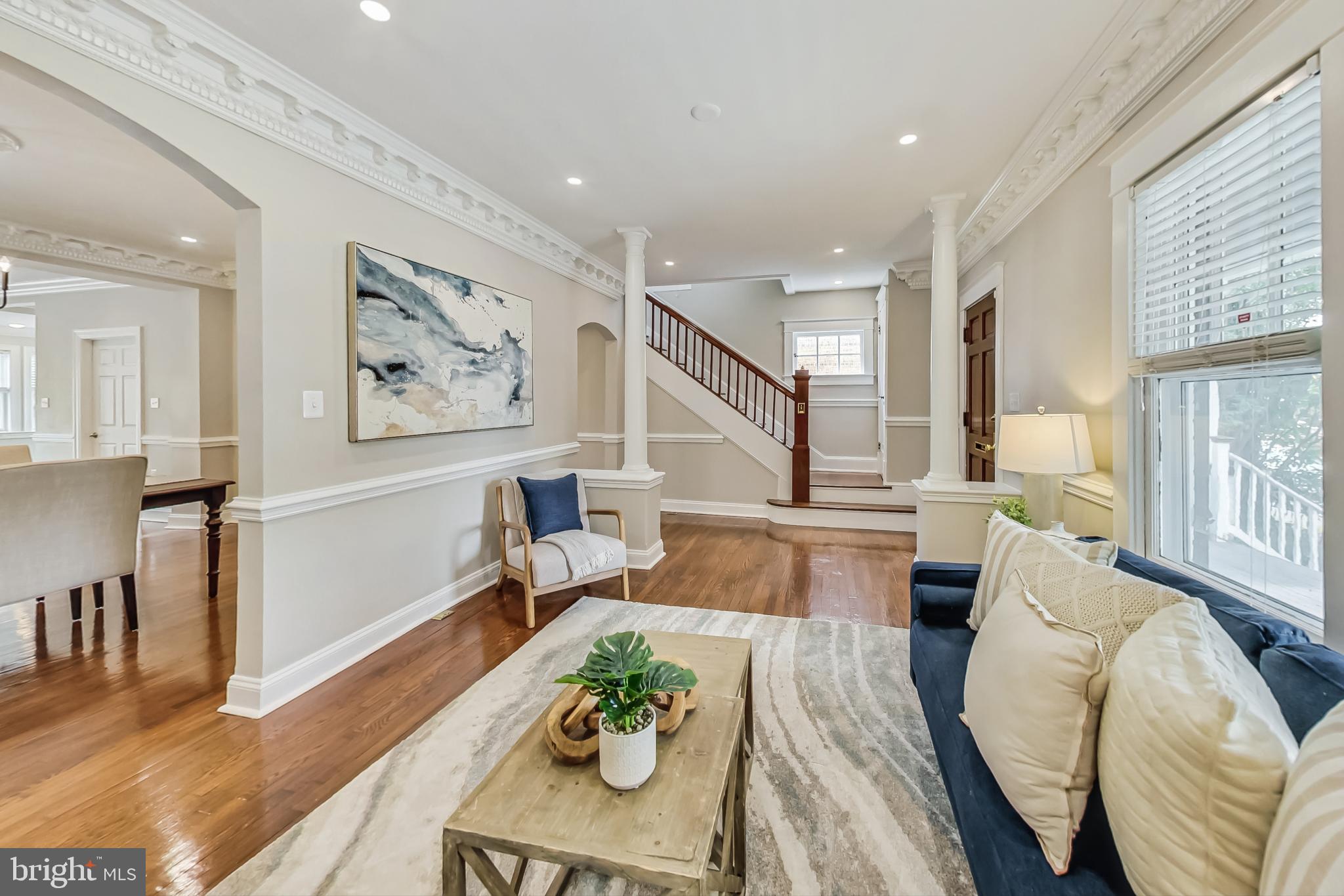 Real estate listing preview #14