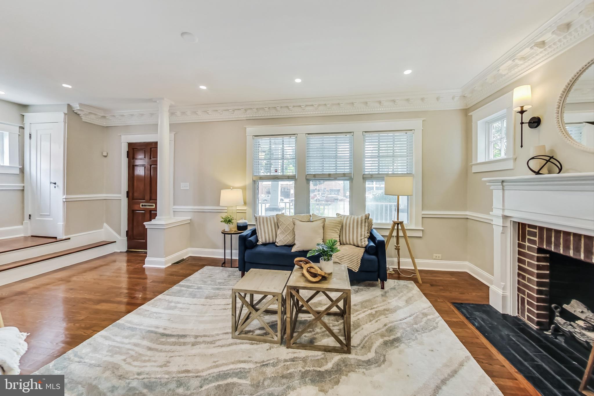 Real estate listing preview #13