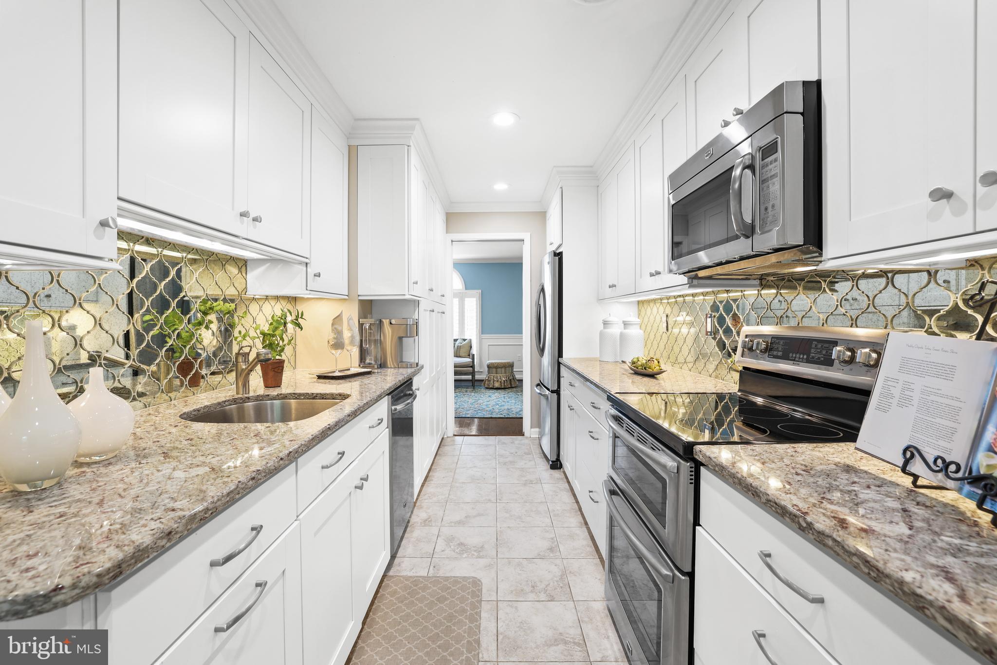 Real estate listing preview #13