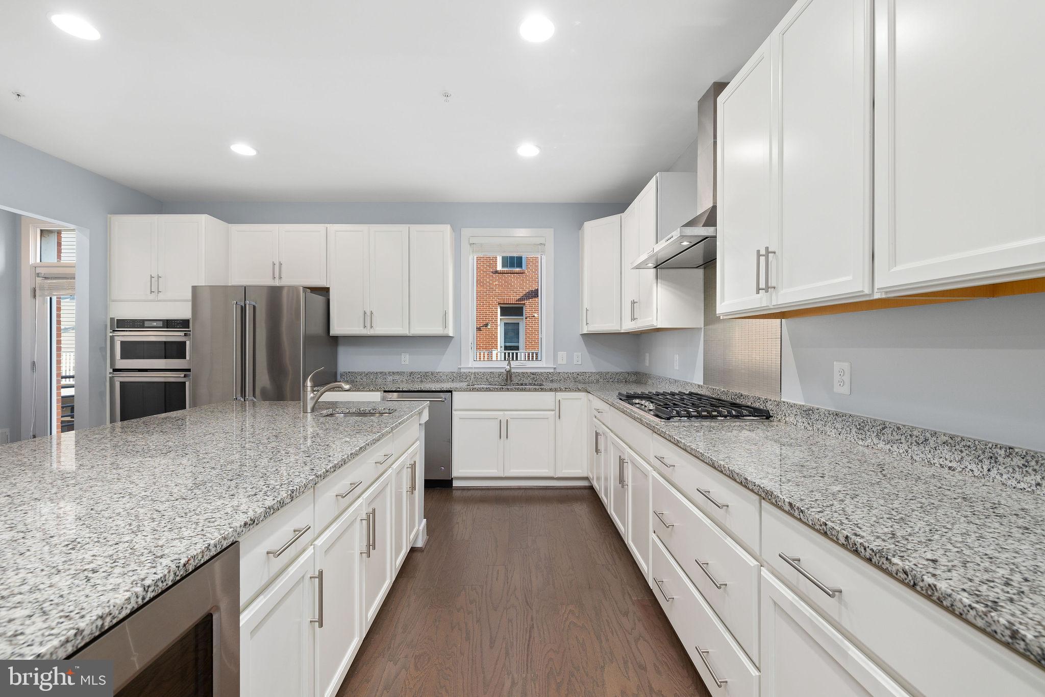 Real estate listing preview #10