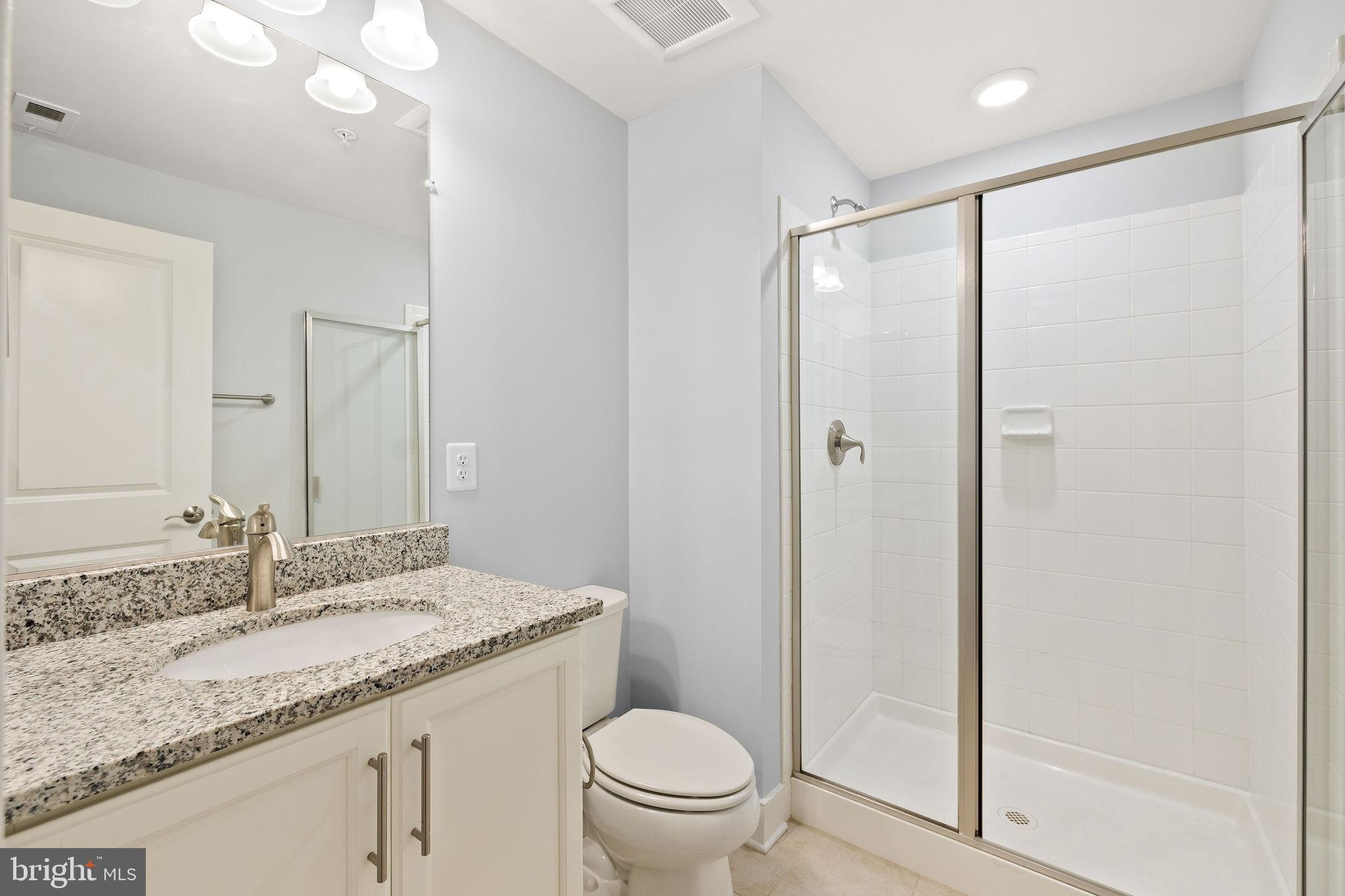 Real estate listing preview #24