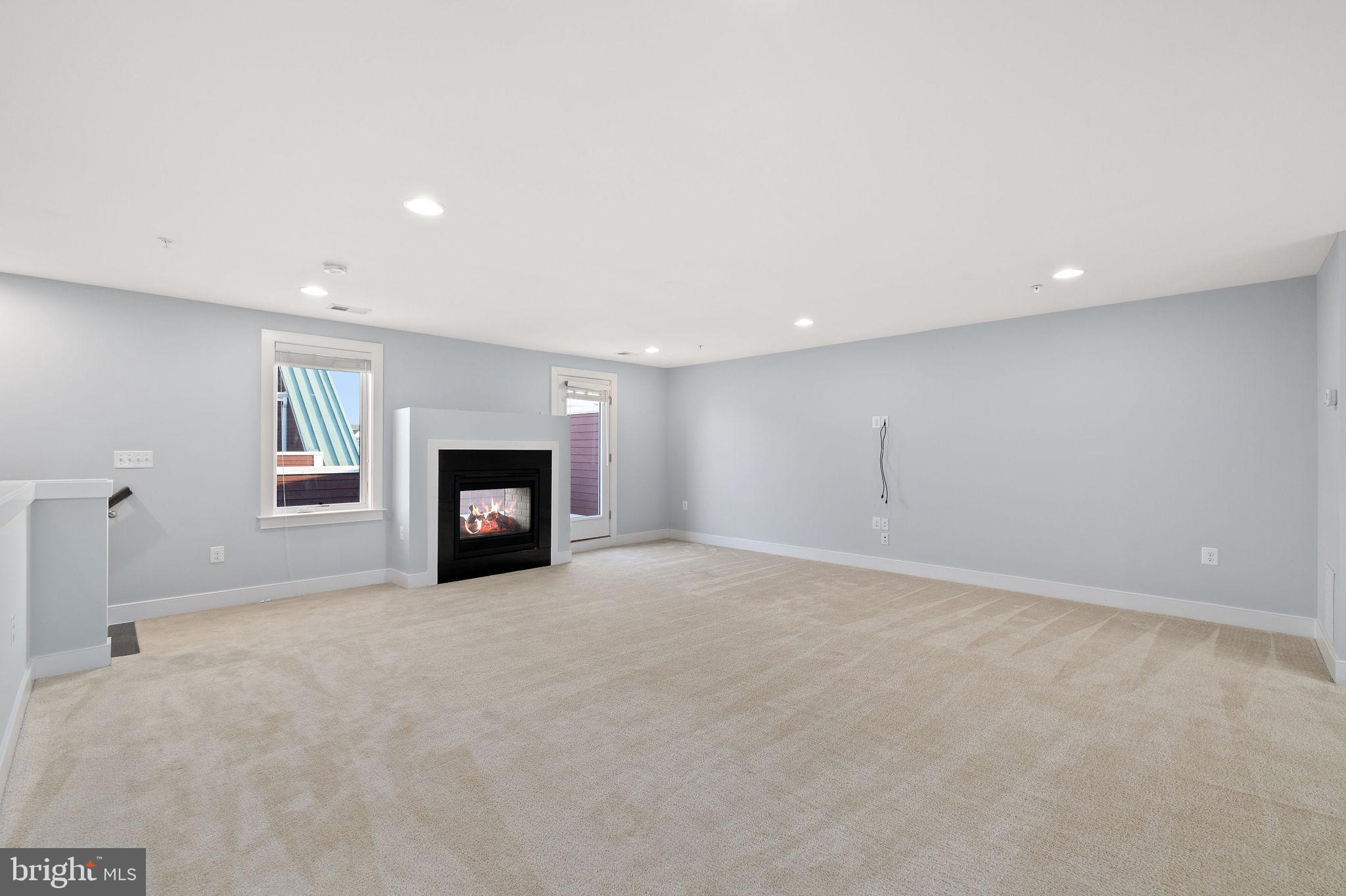 Real estate listing preview #38