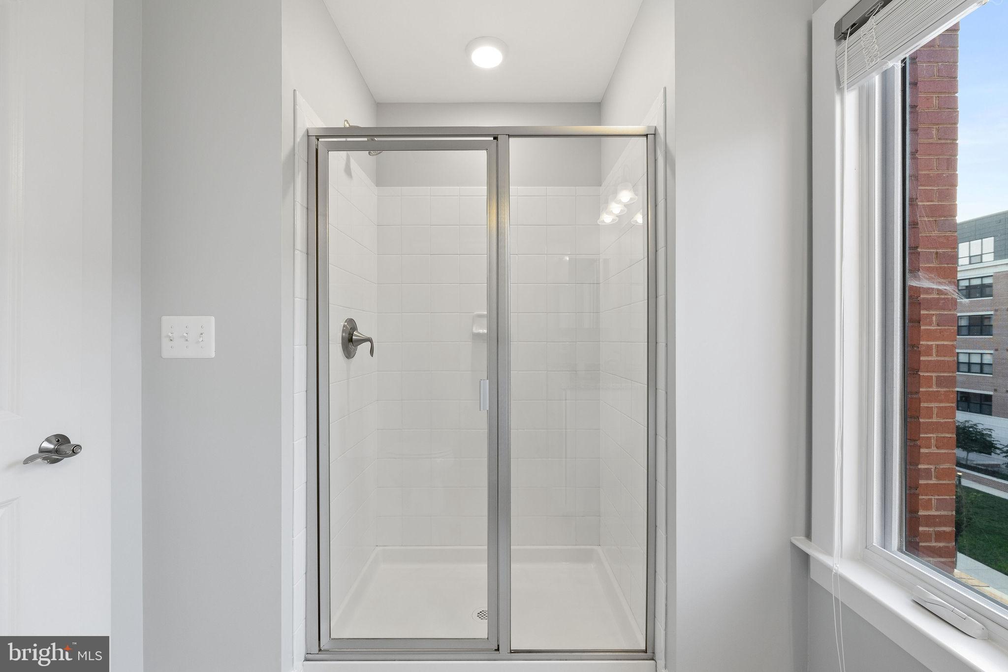 Real estate listing preview #40