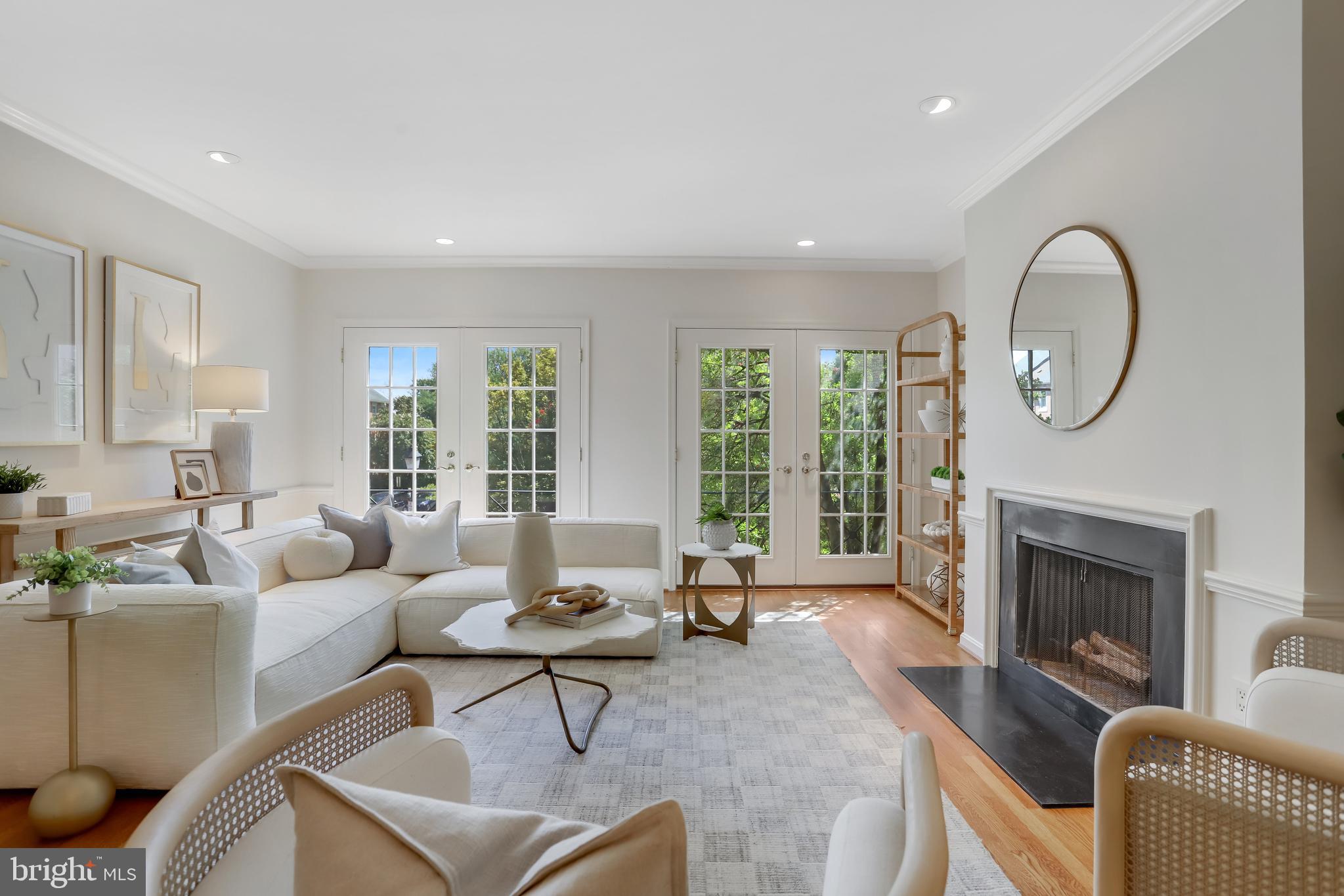 Real estate listing preview #5