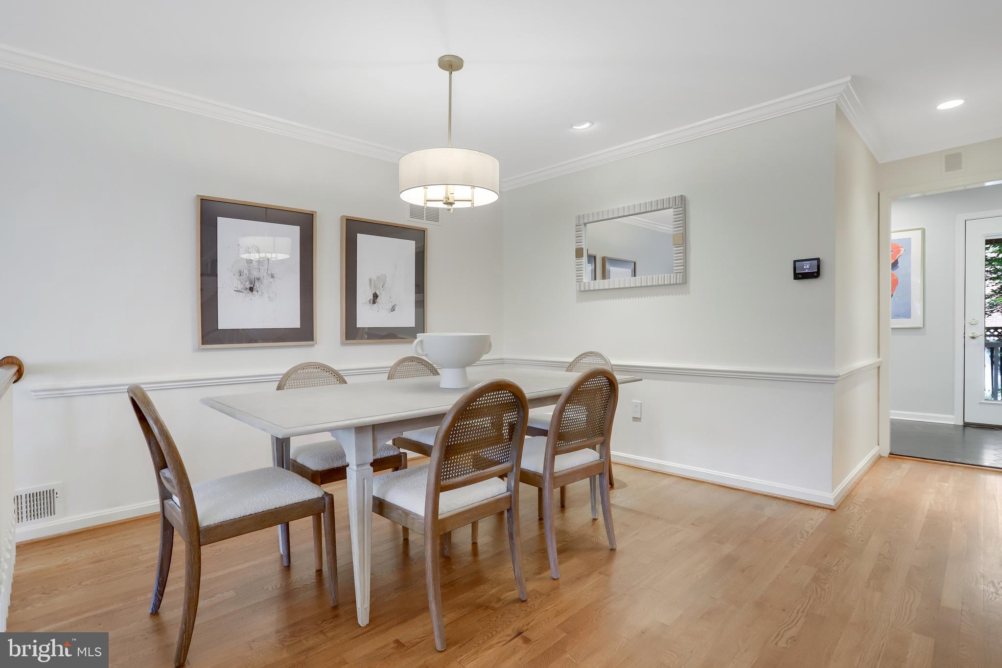 Real estate listing preview #17