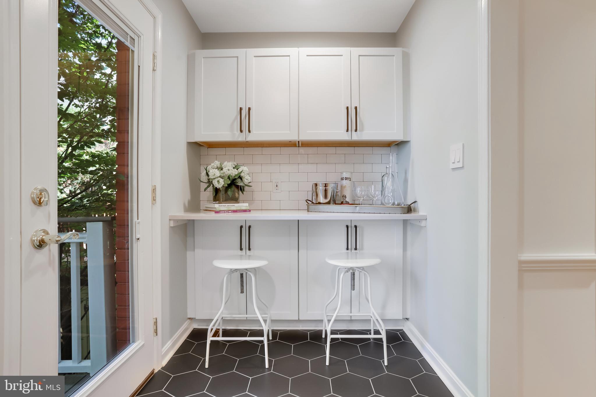 Real estate listing preview #13