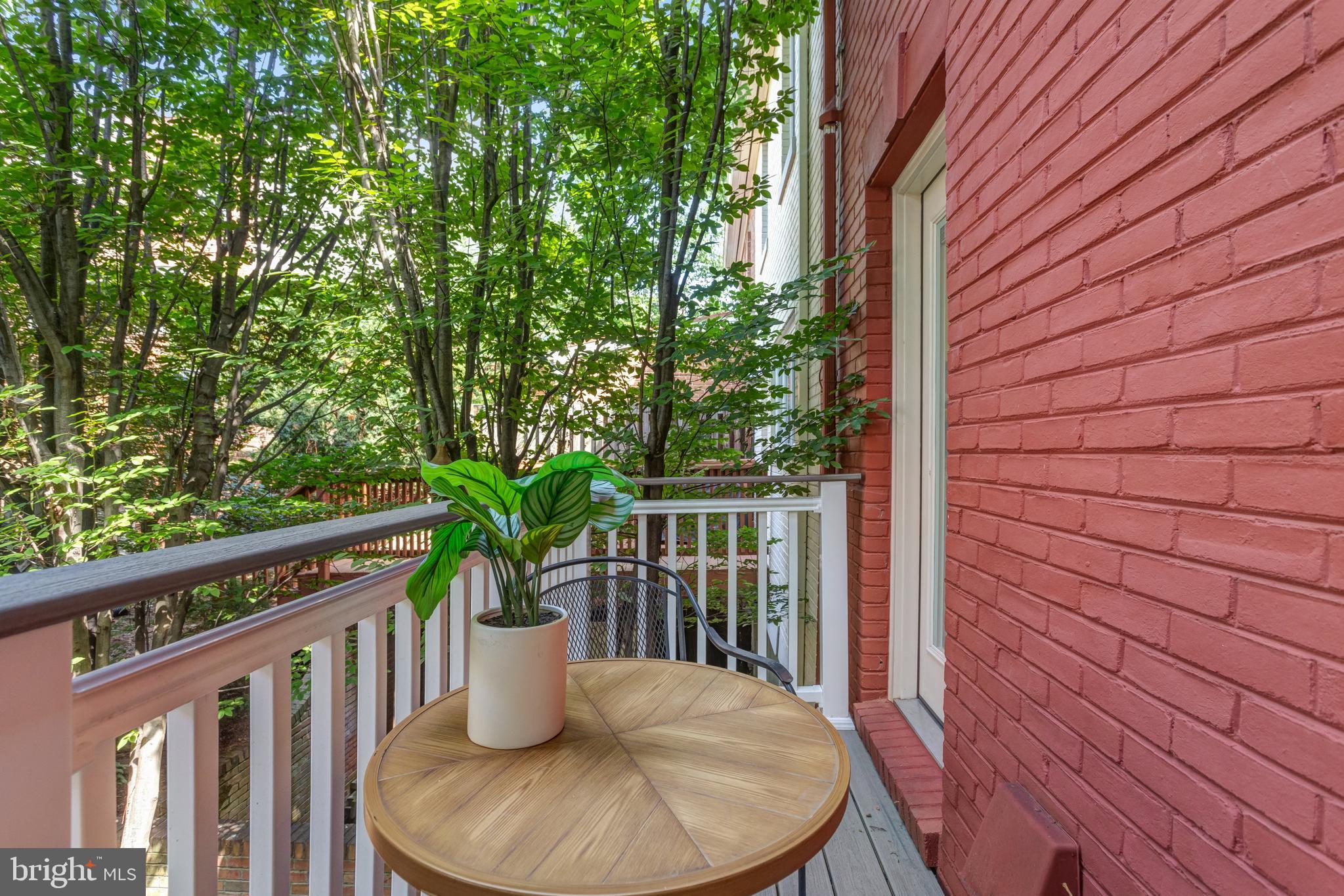 Real estate listing preview #50