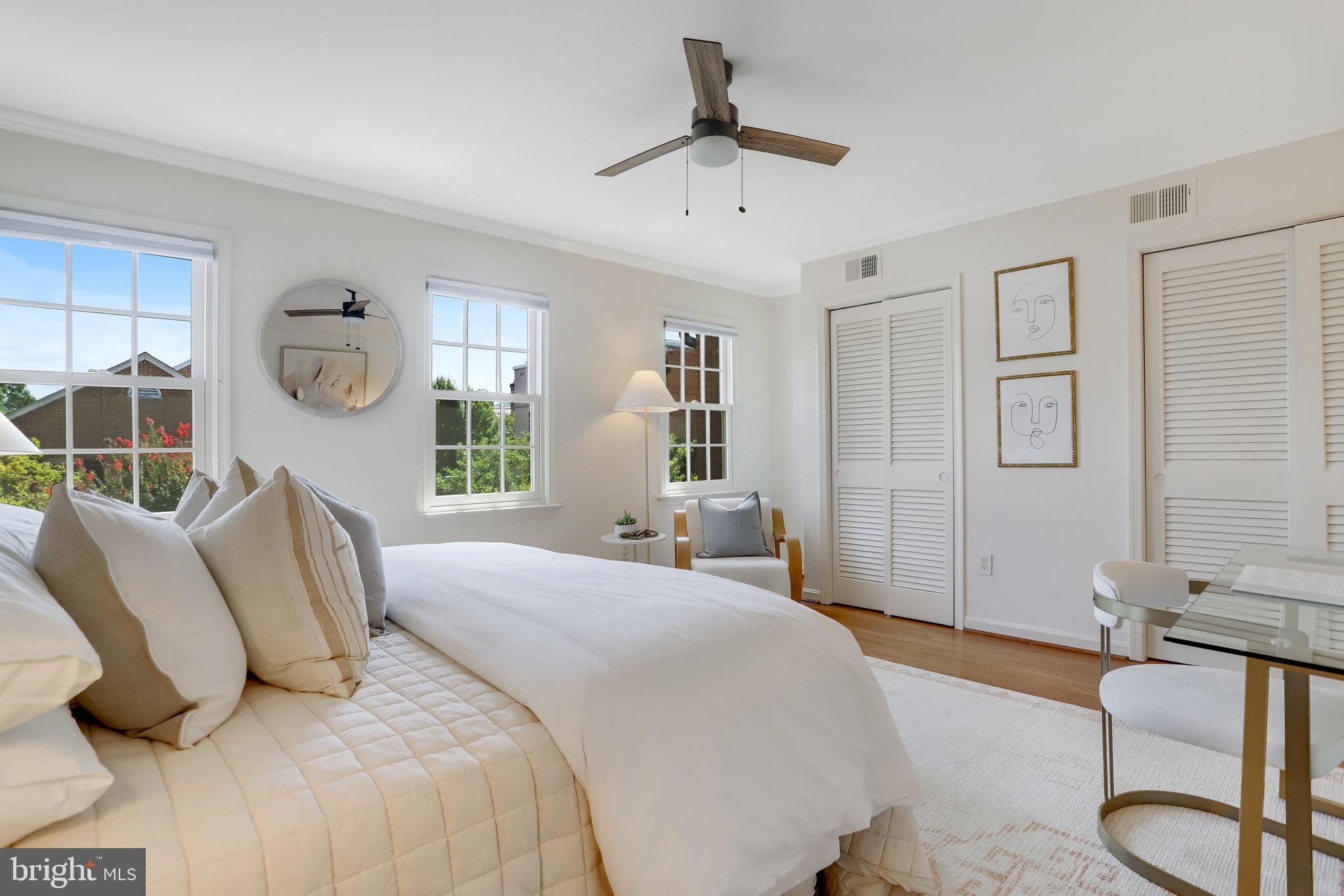 Real estate listing preview #24