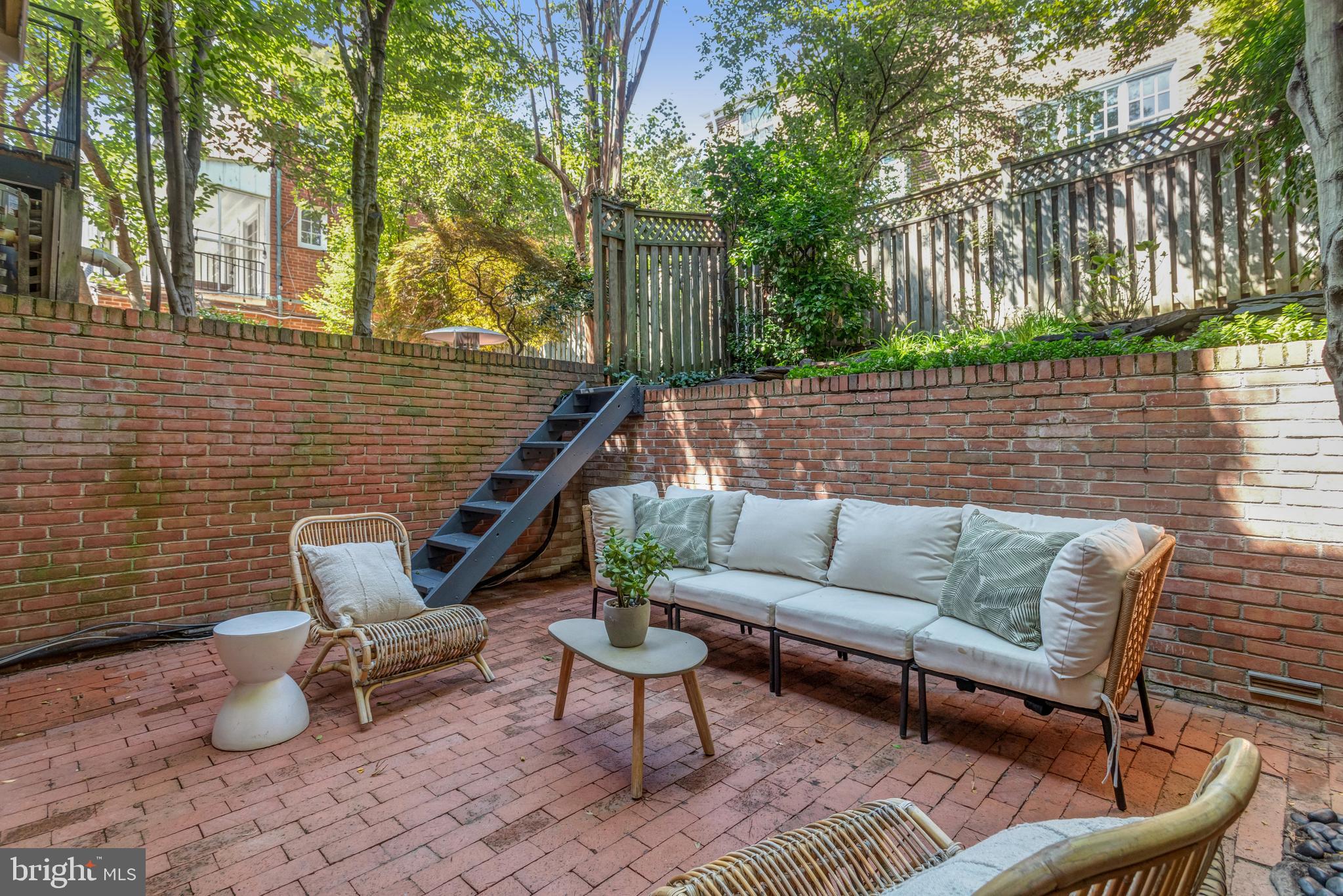 Real estate listing preview #54