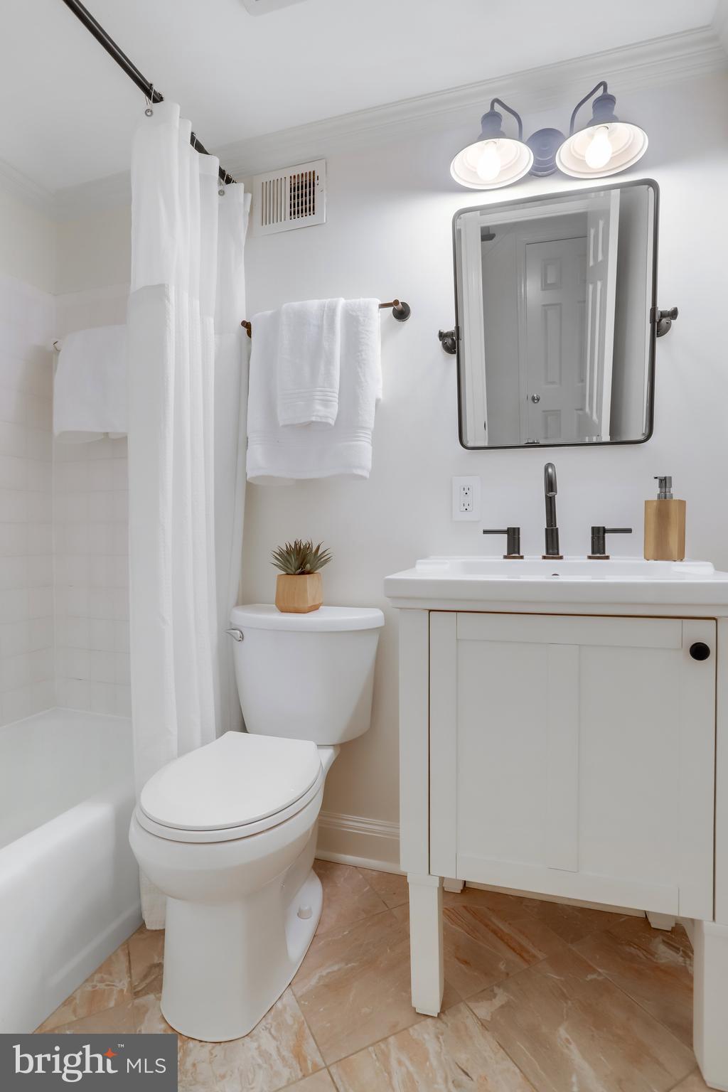 Real estate listing preview #45