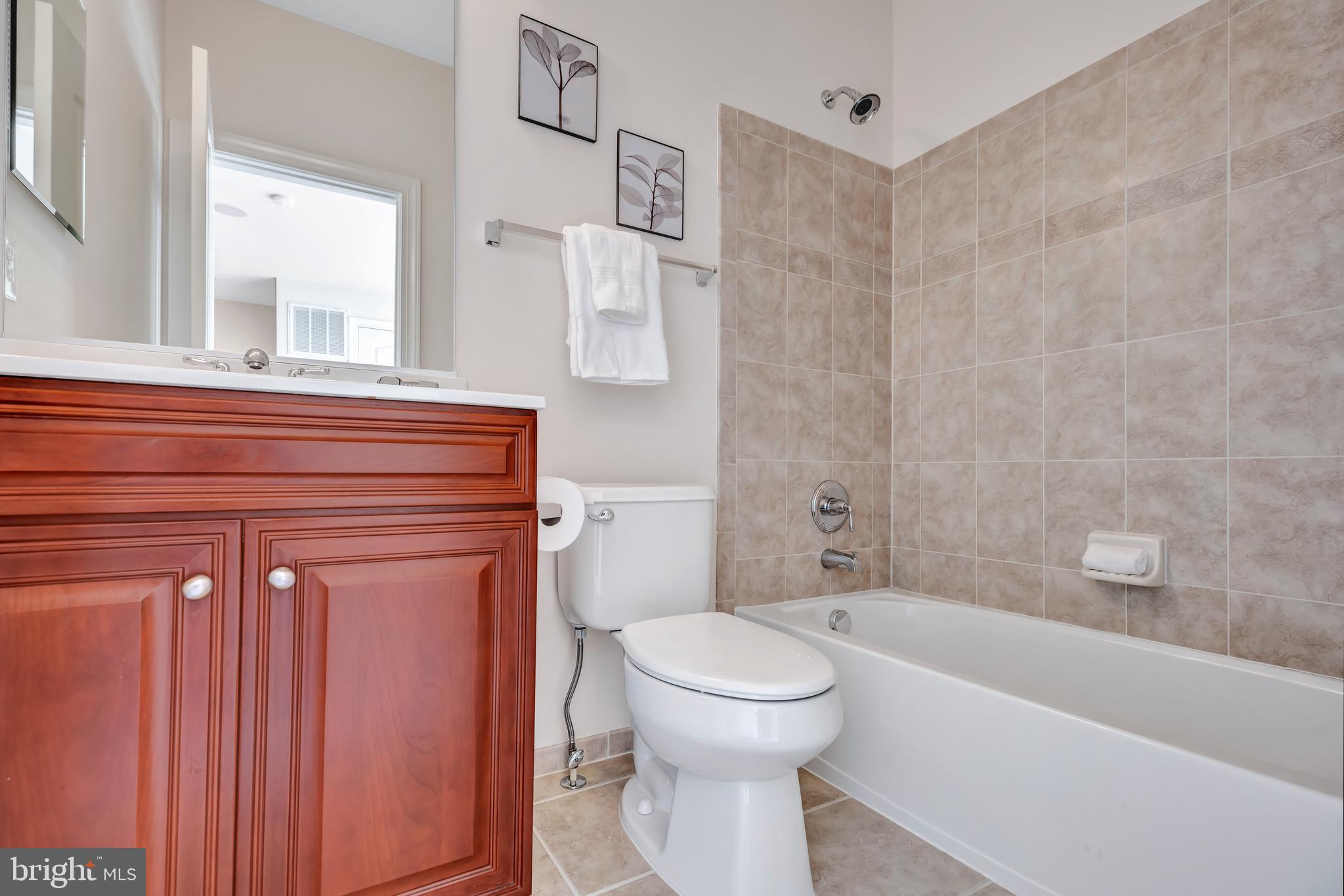 Real estate listing preview #34