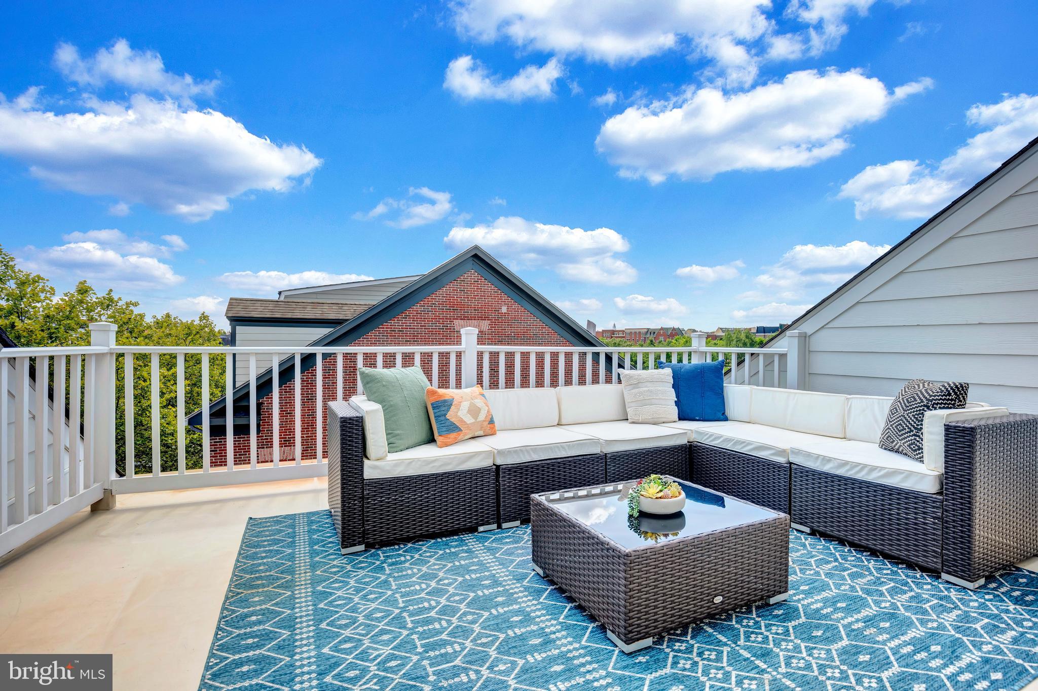 Real estate listing preview #35